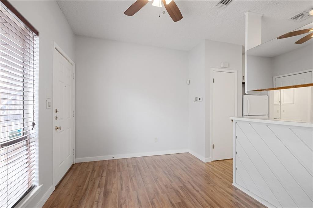 2210 Pearl St # 205, Austin, TX 78705