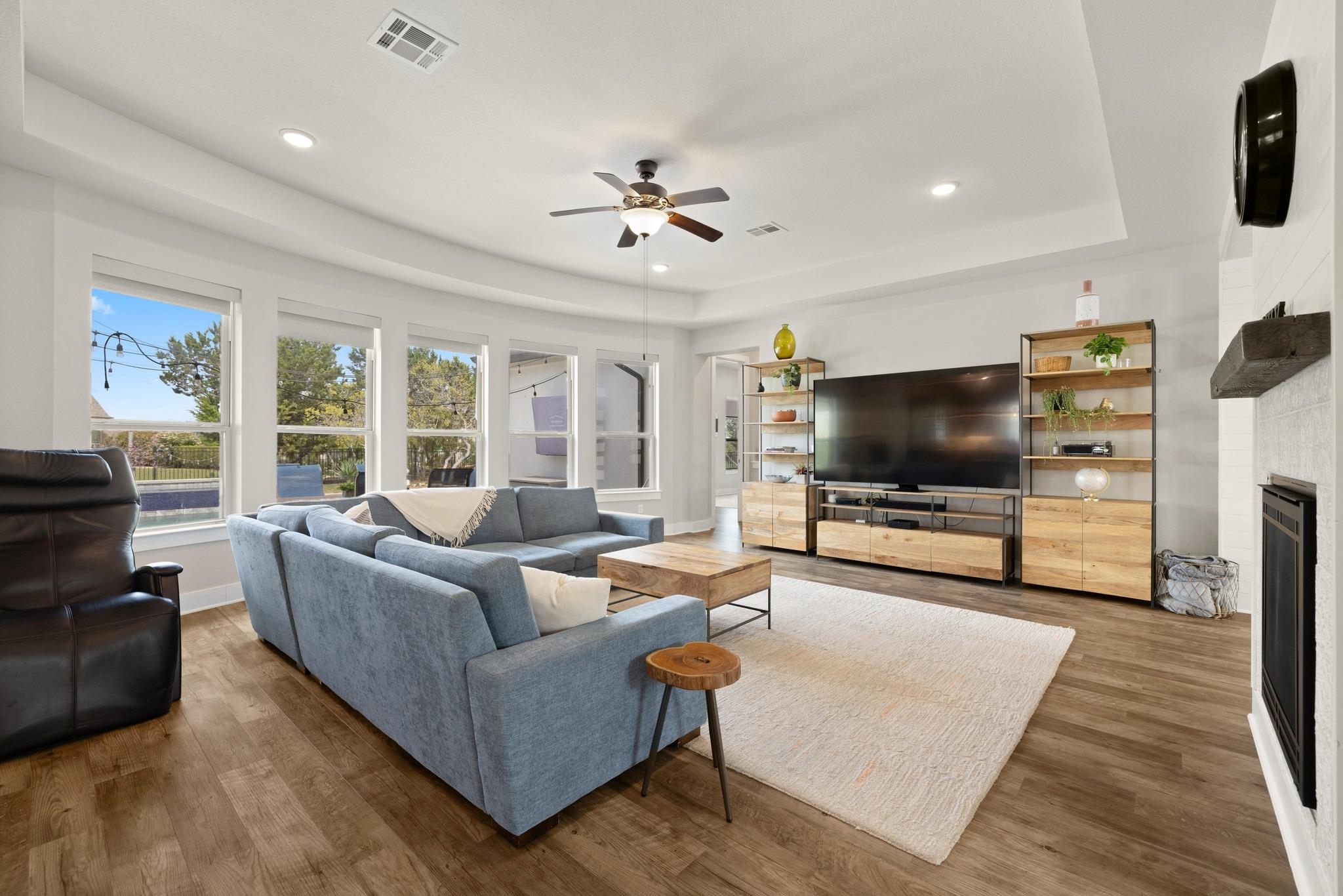 1924 Portobello Rd, Leander, TX 78641