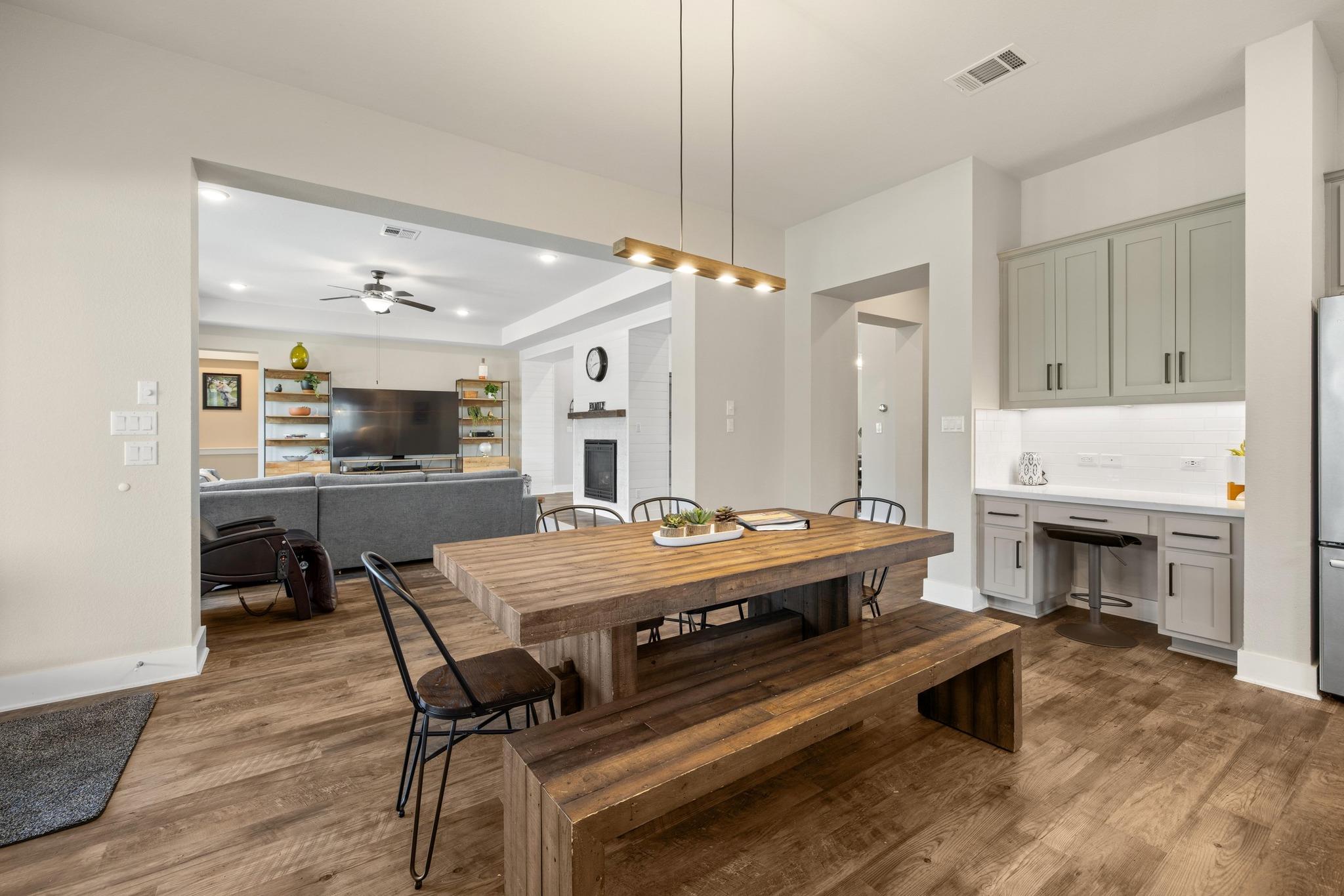 1924 Portobello Rd, Leander, TX 78641