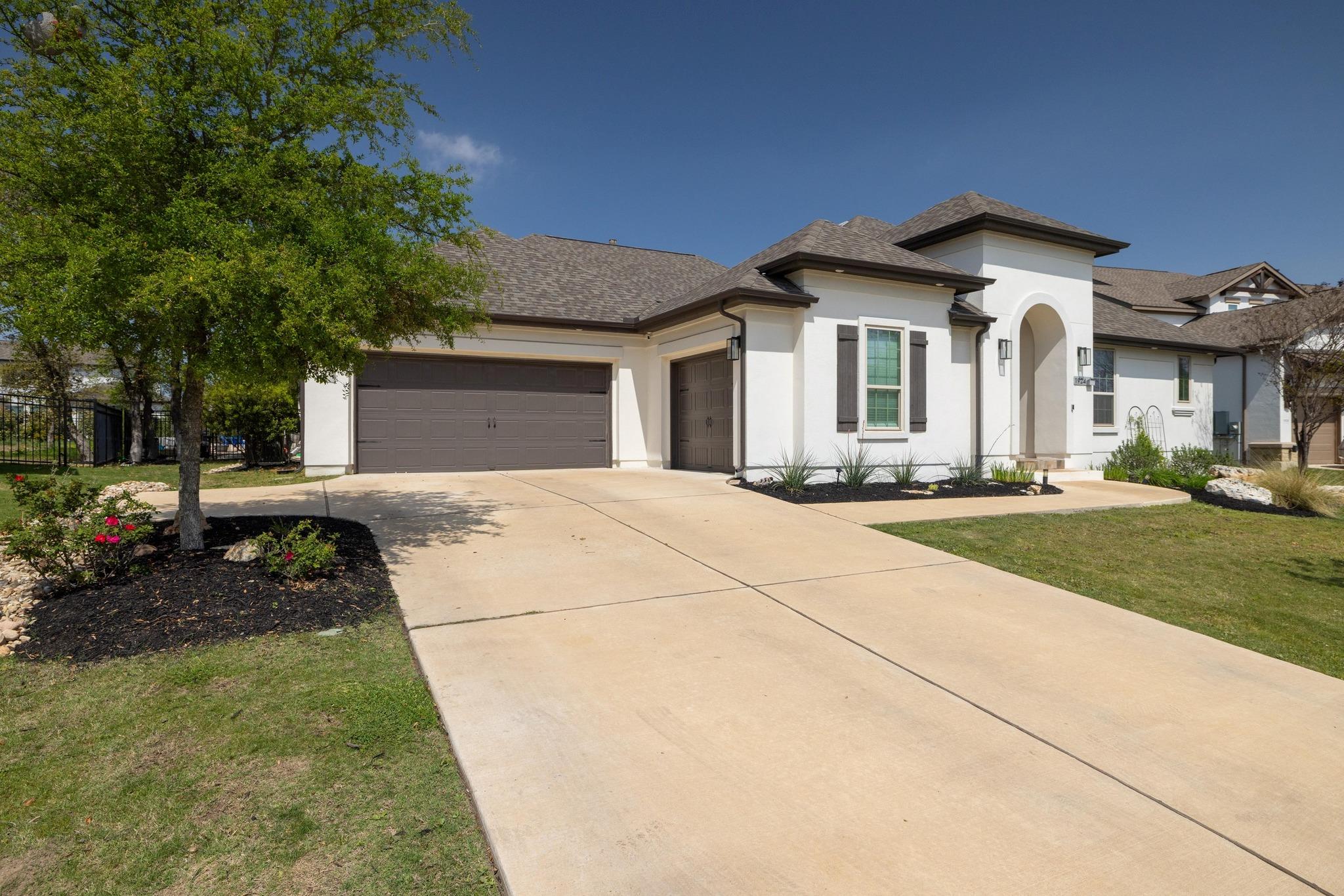 1924 Portobello Rd, Leander, TX 78641