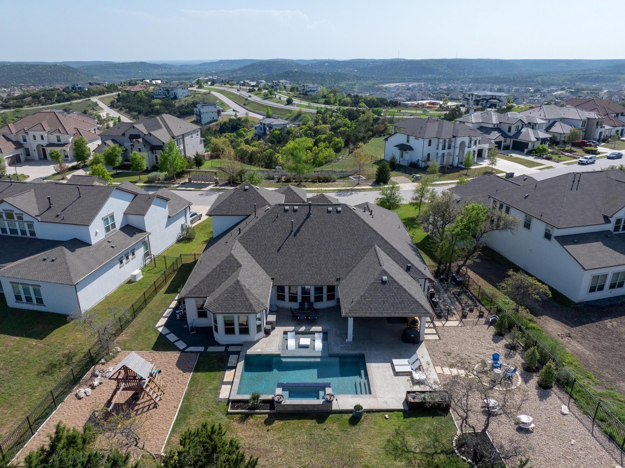 1924 Portobello Rd, Leander, TX 78641