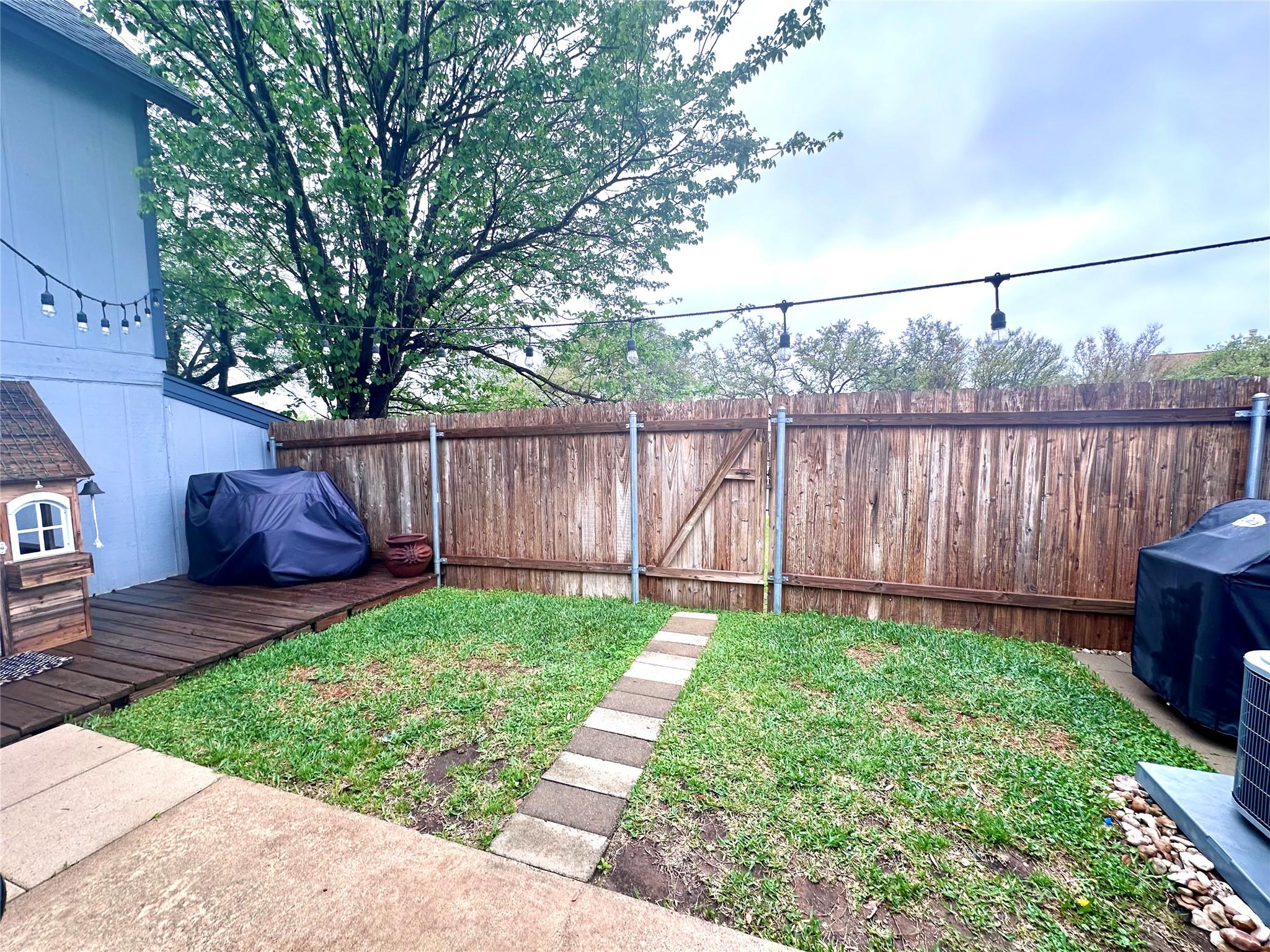 1411 Gracy Farms Ln # 25, Austin, TX 78758