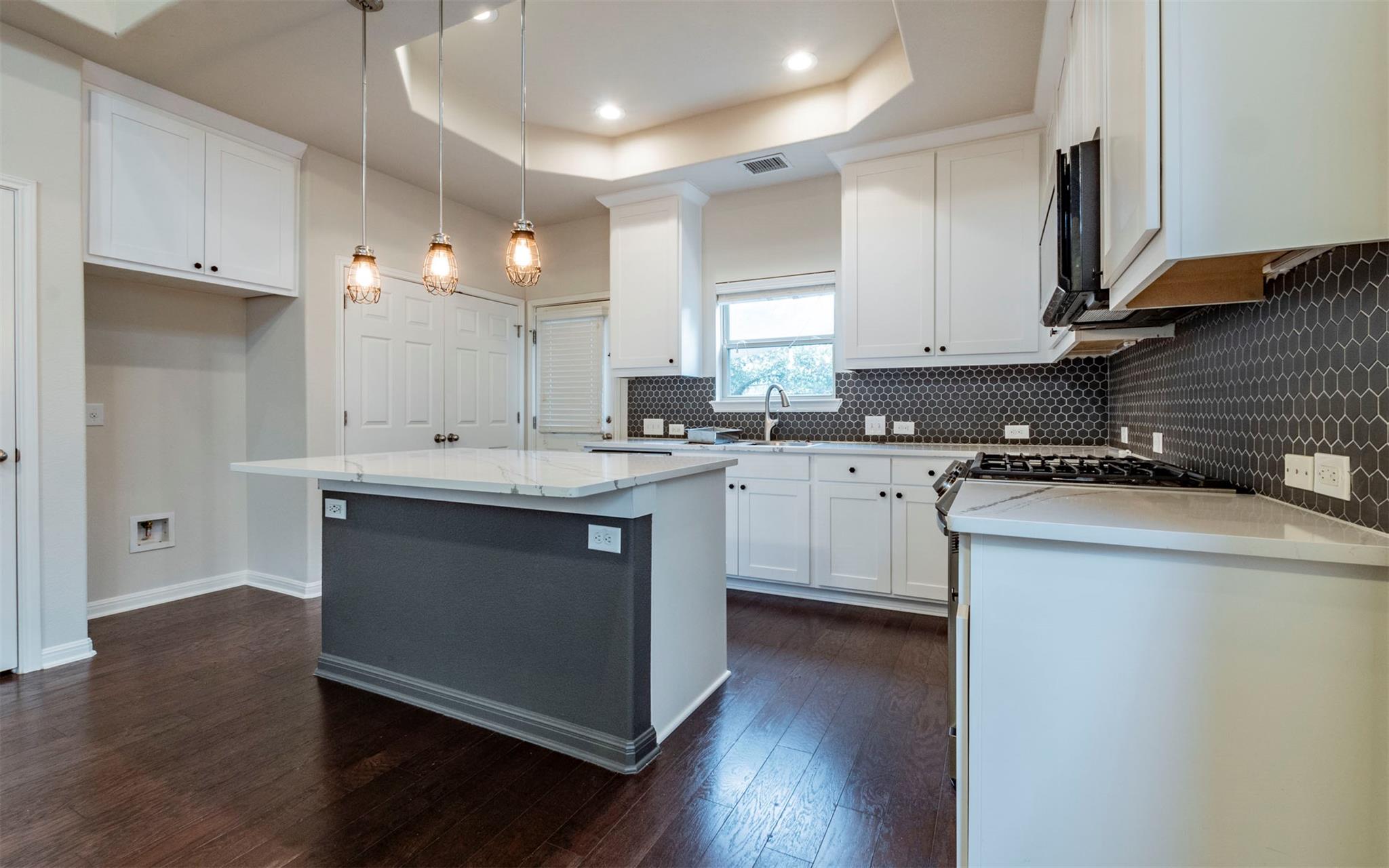 7337 Menchaca Rd # 31, Austin, TX 78745