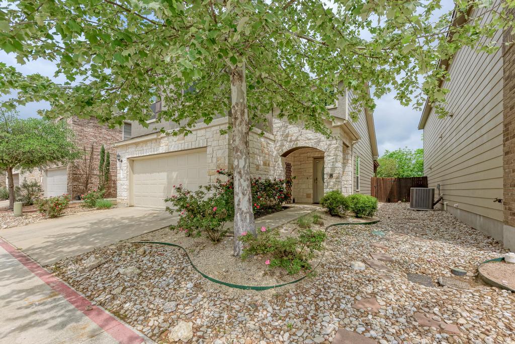 10617 Portico Ln, Austin, TX 78748