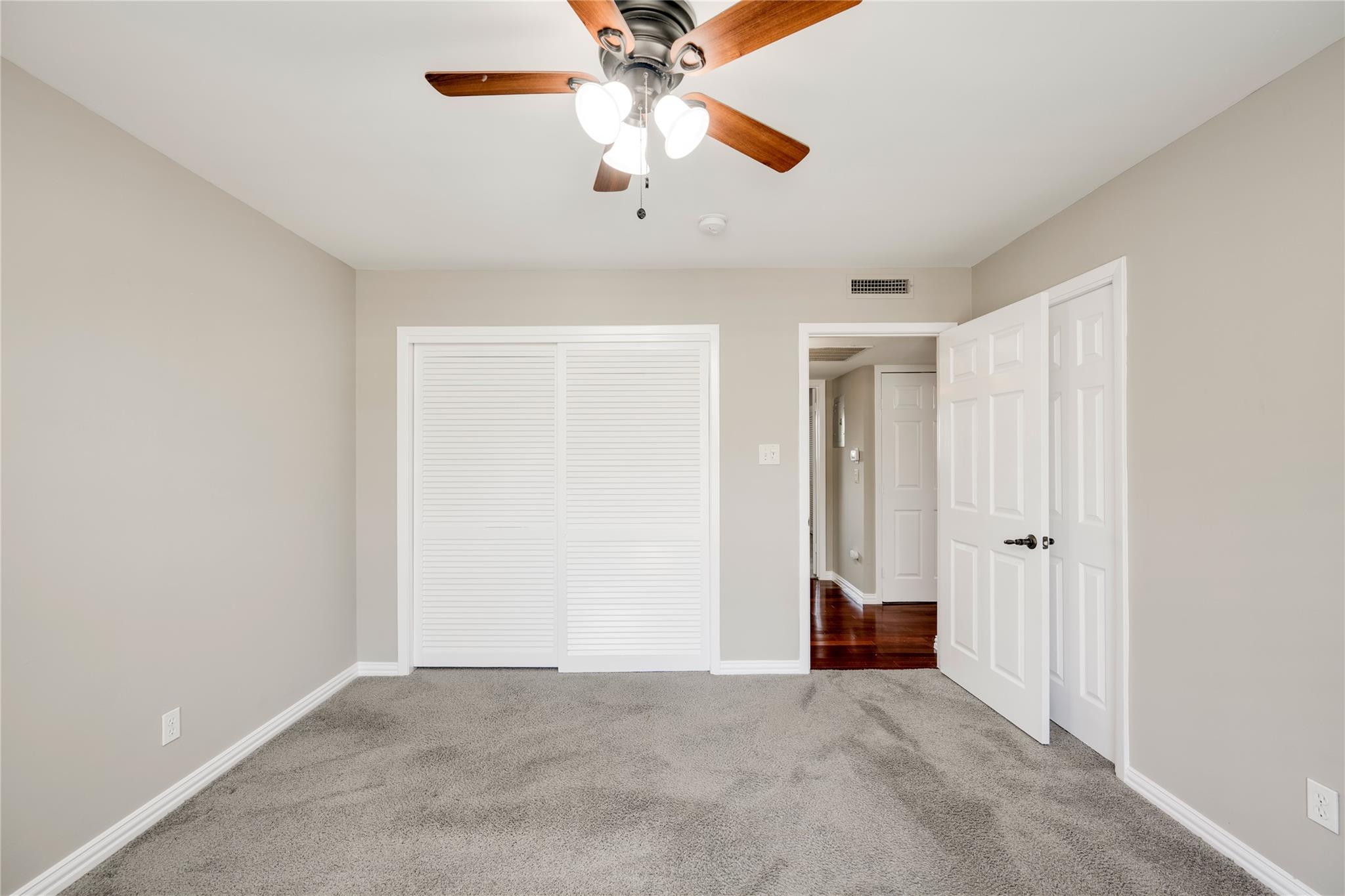 1210 Windsor Rd # 207, Austin, TX 78703