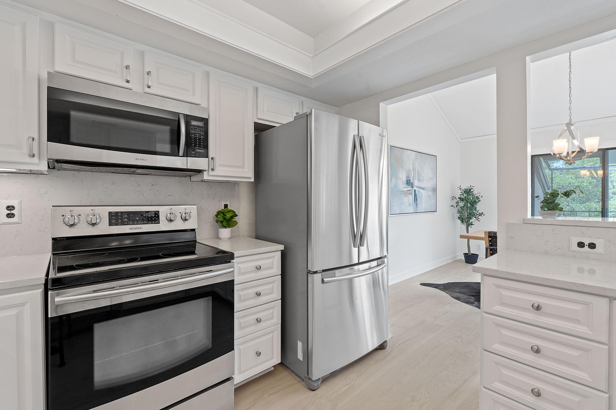 1821 Westlake Dr # 104, Austin, TX 78746