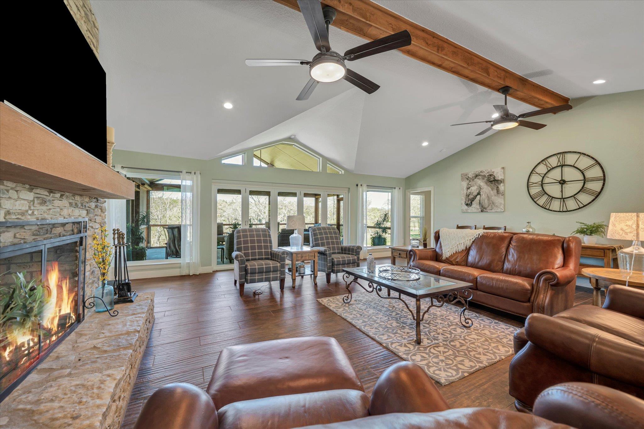 204 W BLANCO BEND Dr, Wimberley, TX 78676
