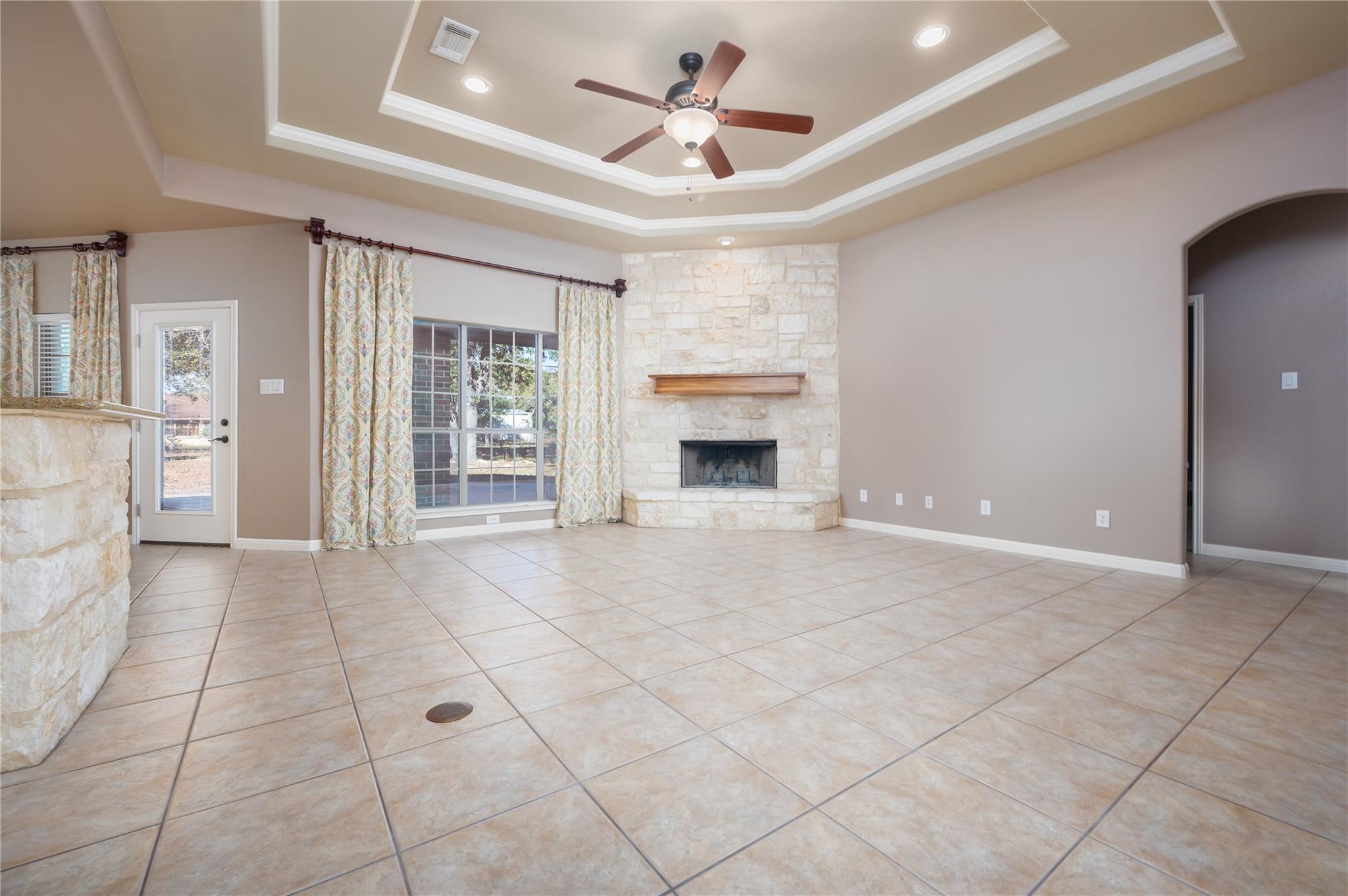 455 Rose Blossom Loop, La Vernia, TX 78121