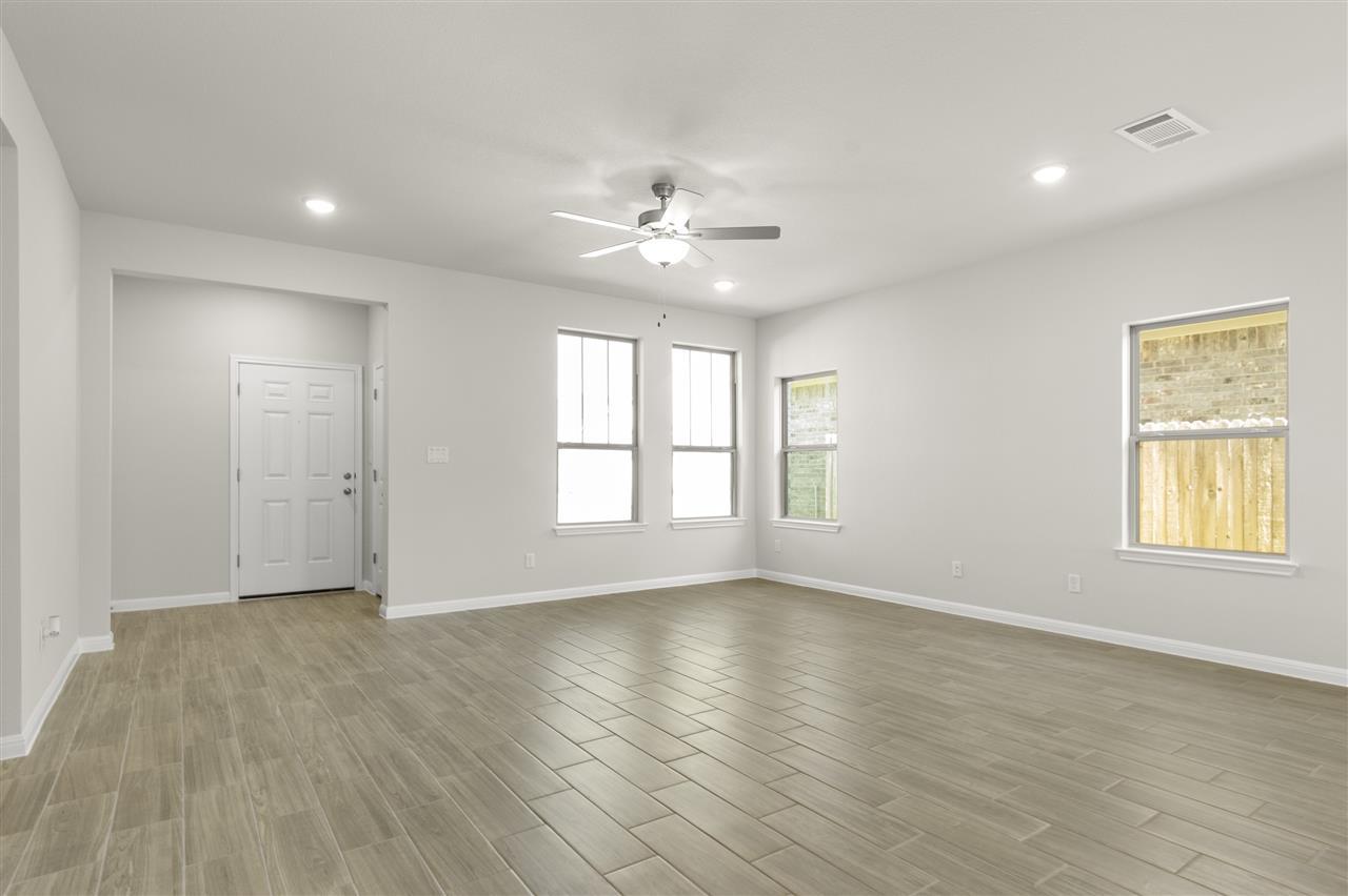 18309 Emu Ln, Manor, TX 78653