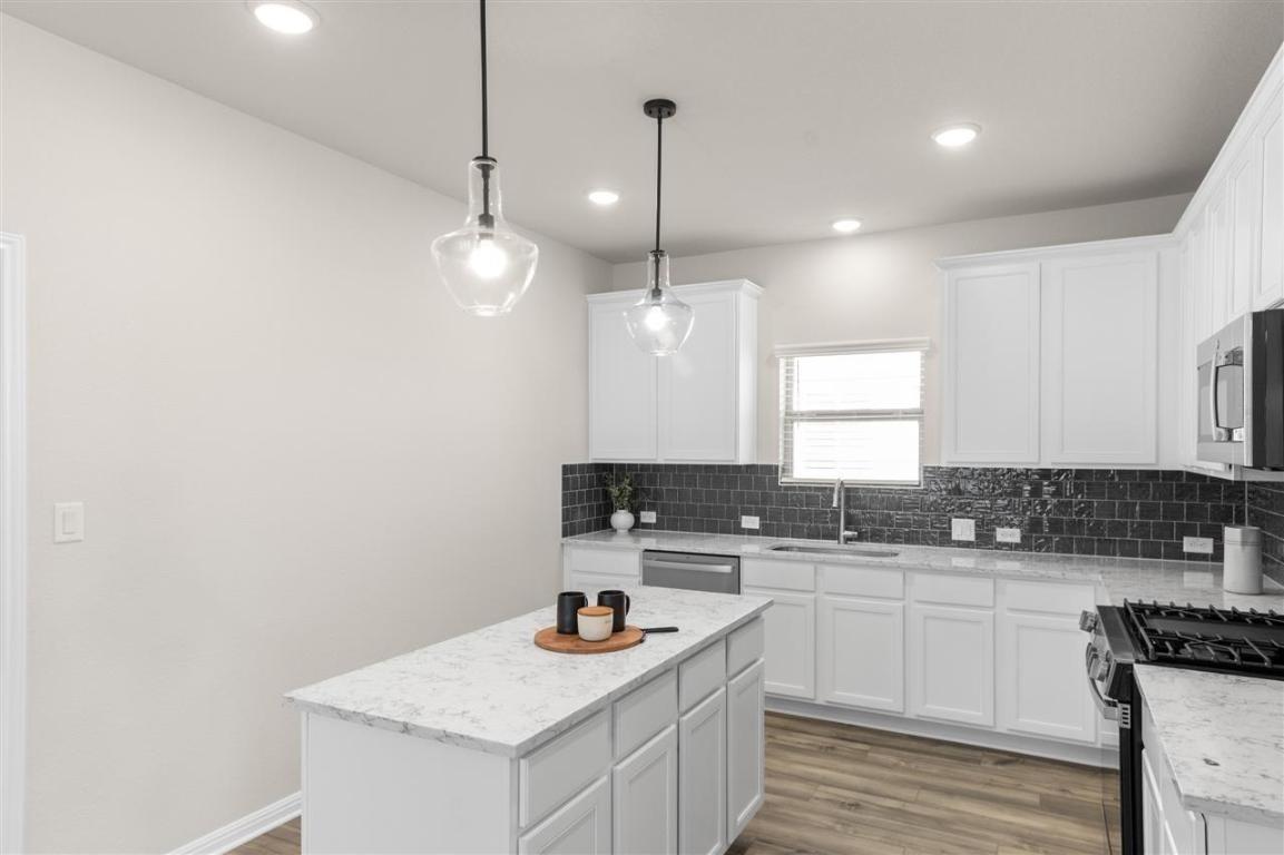 717 Paddock Ln, Georgetown, TX 78626