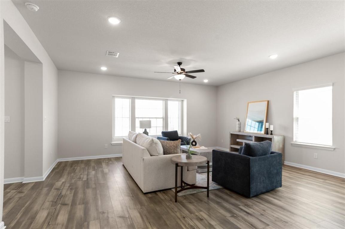 717 Paddock Ln, Georgetown, TX 78626