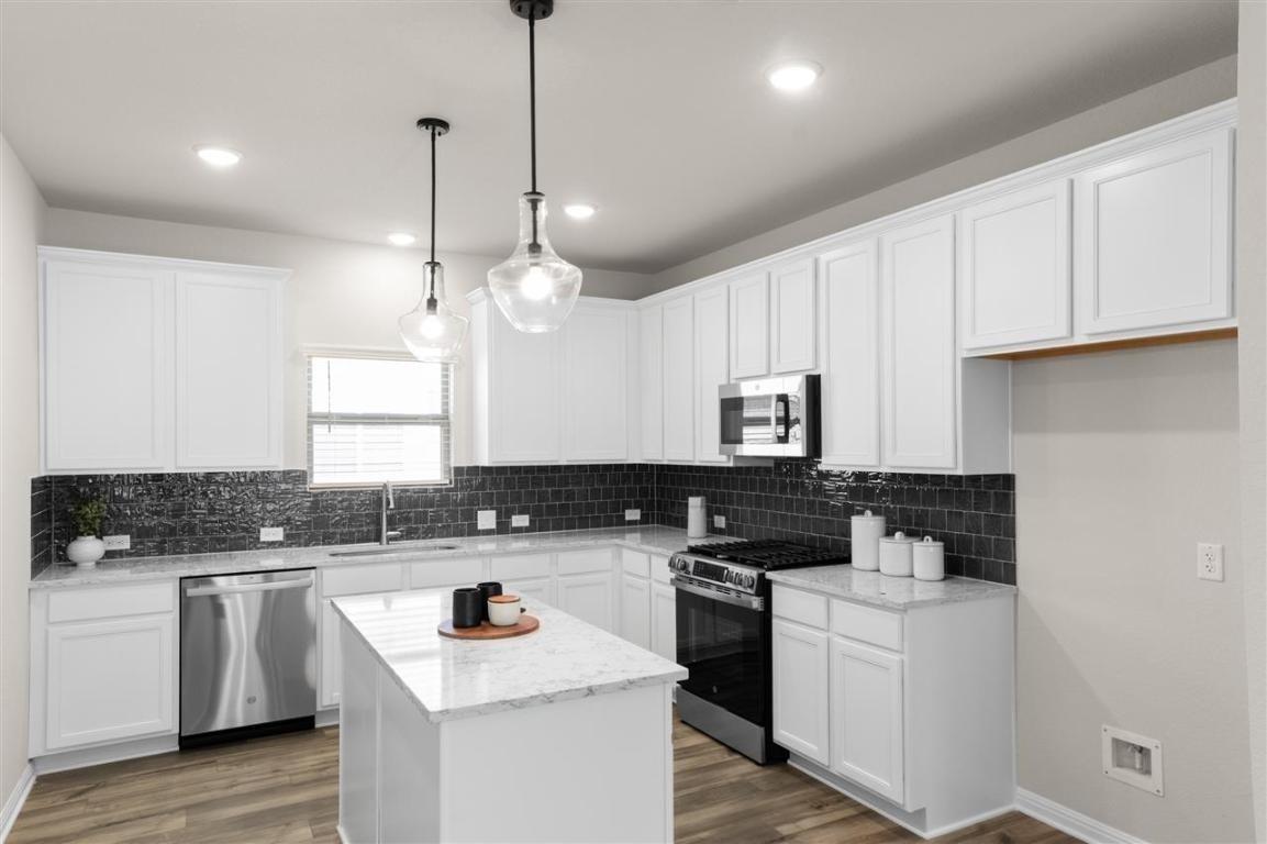 717 Paddock Ln, Georgetown, TX 78626