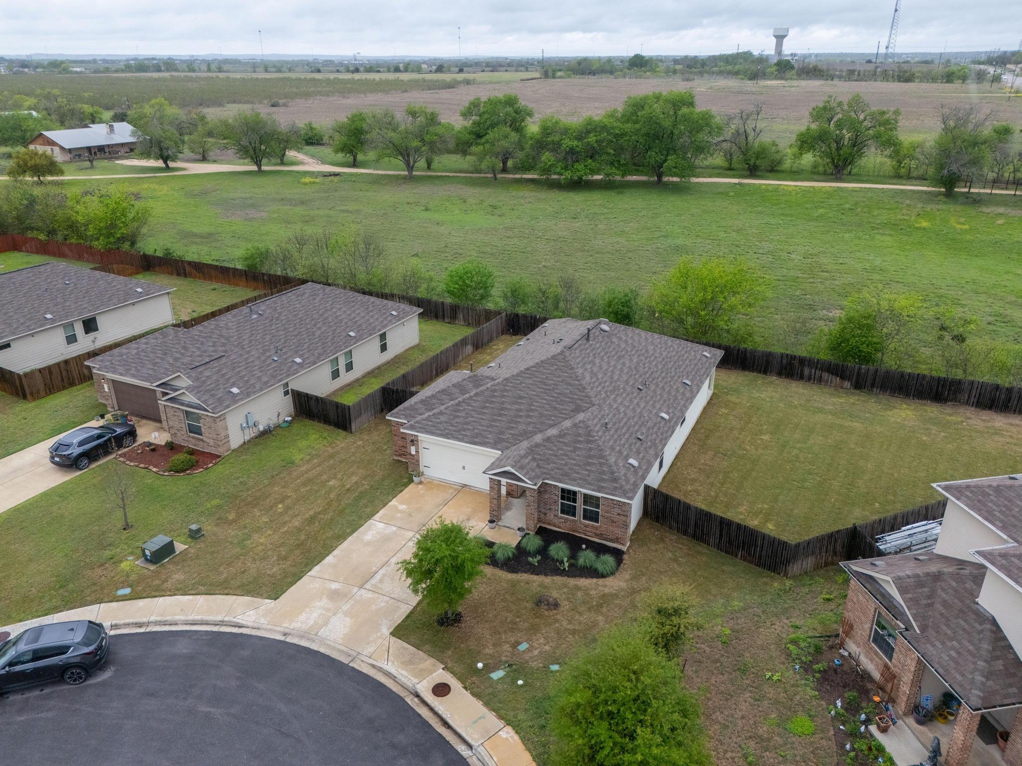 100 Jackson Blue Ln, Kyle, TX 78640