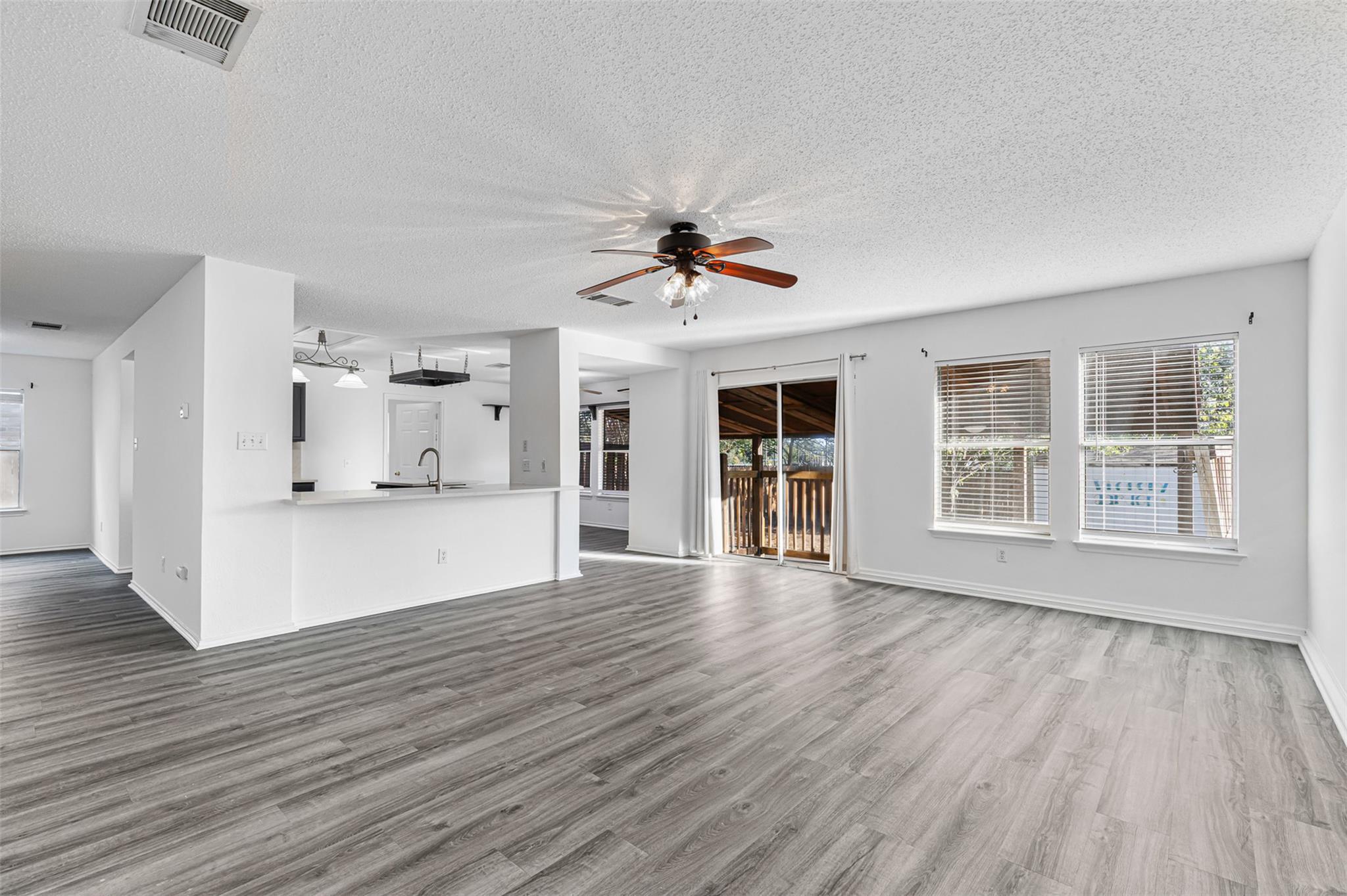 1910 N Marysol Trl, Cedar Park, TX 78613