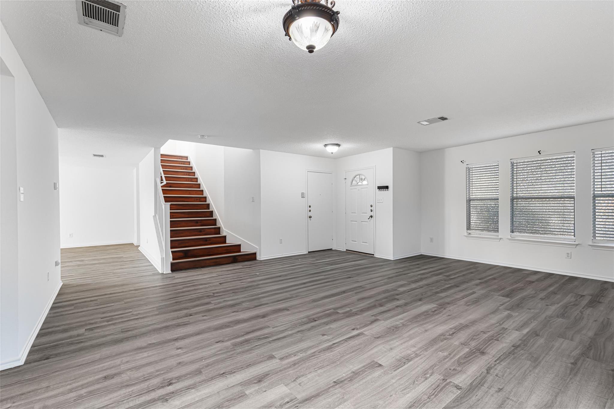 1910 N Marysol Trl, Cedar Park, TX 78613