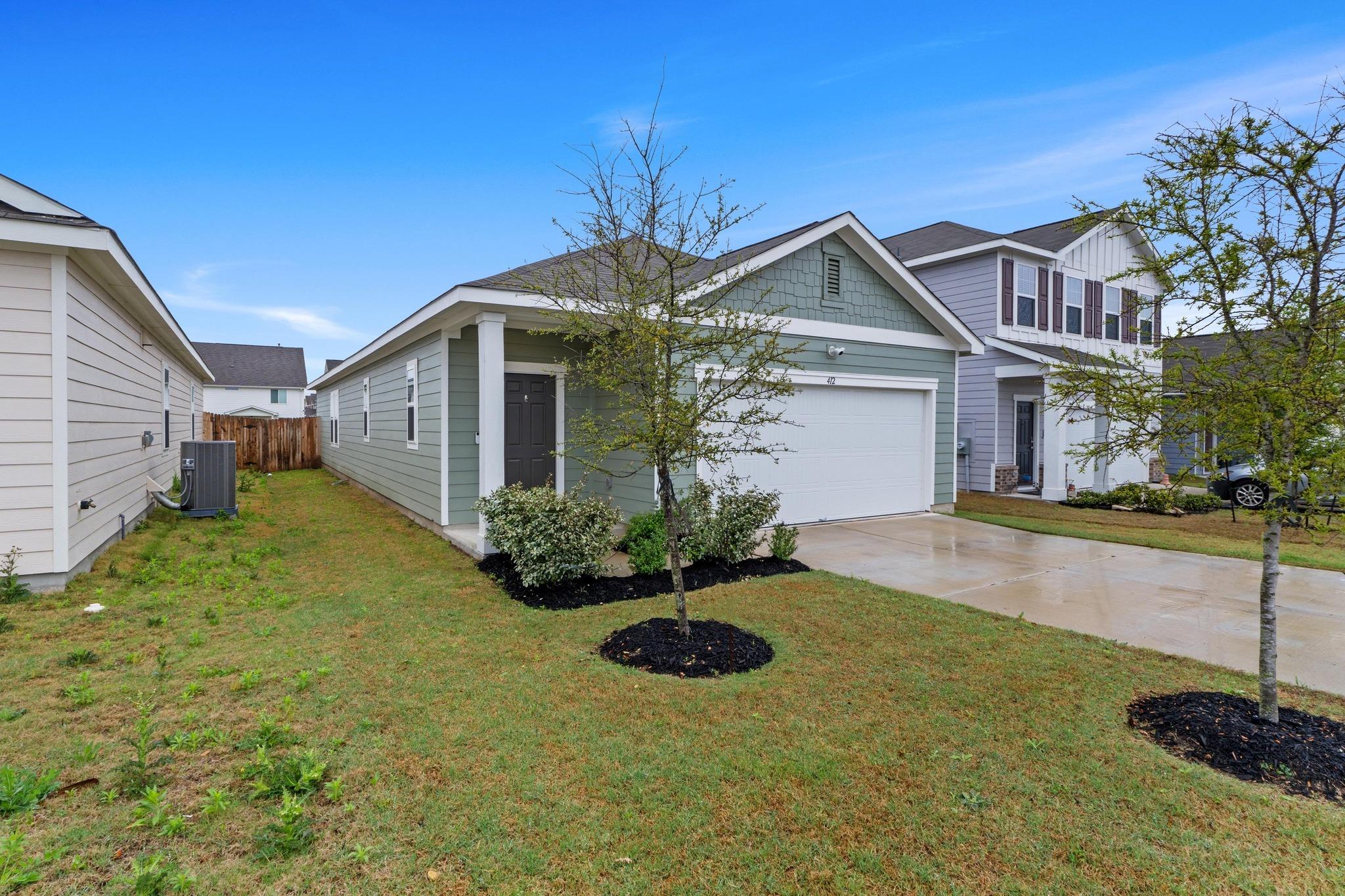 412 Gemsbok Rd, Hutto, TX 78634