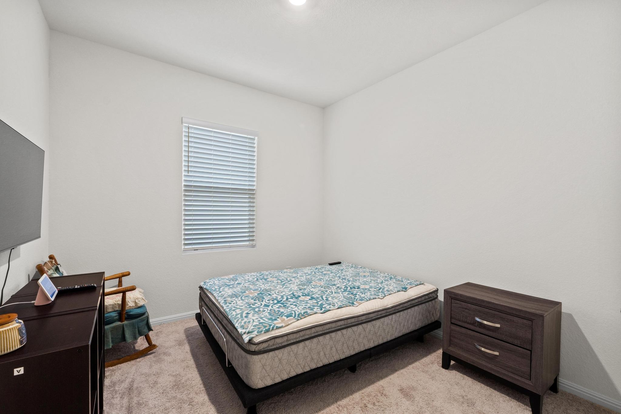 412 Gemsbok Rd, Hutto, TX 78634