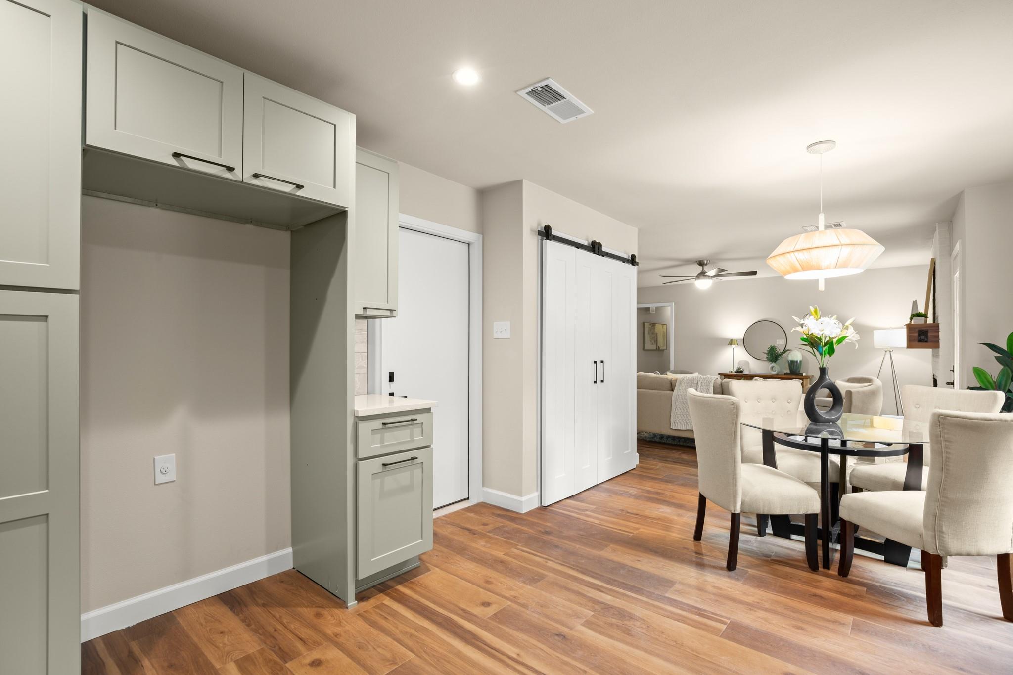 1707 Raven Dr, Austin, TX 78752