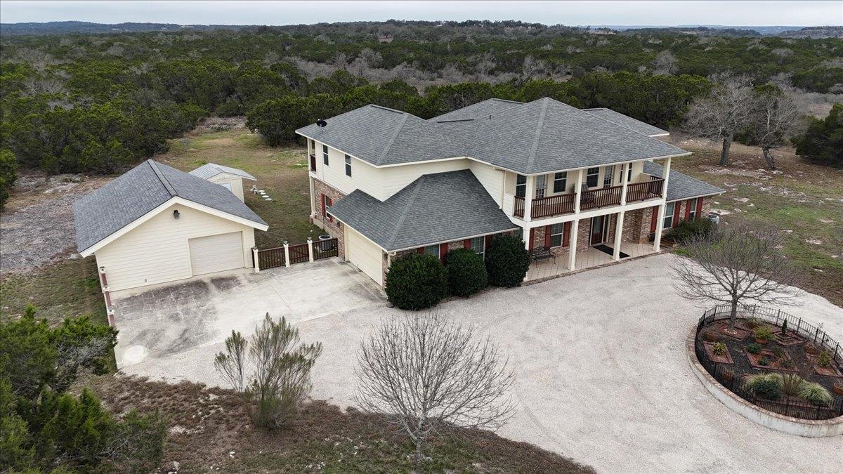 130 Cave Springs Dr, Wimberley, TX 78676