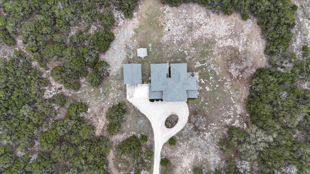 130 Cave Springs Dr, Wimberley, TX 78676