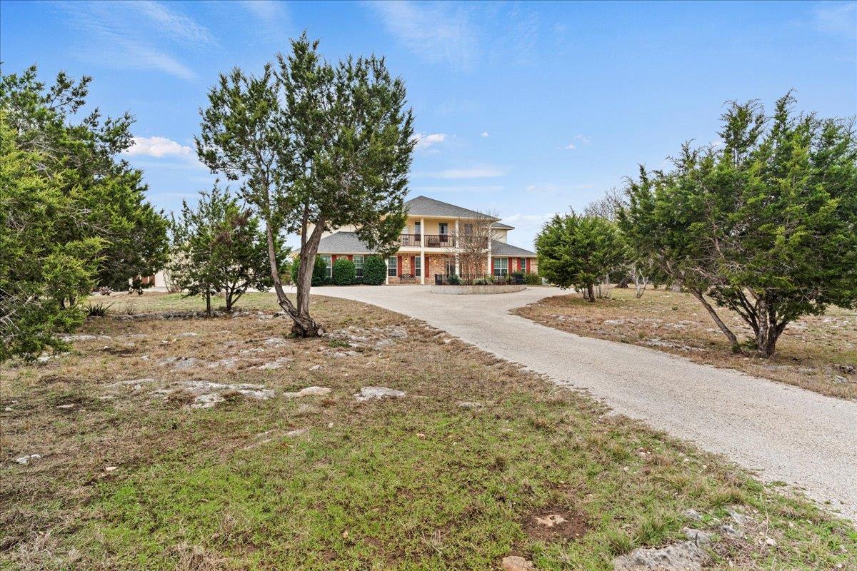 130 Cave Springs Dr, Wimberley, TX 78676