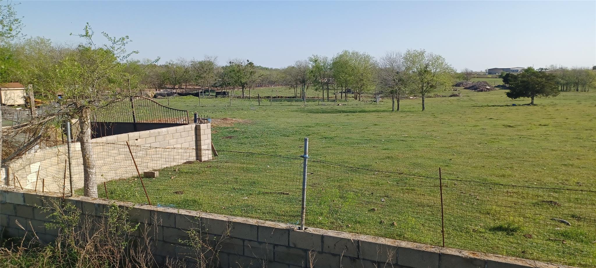 8424 Old Lockhart Rd, Buda, TX 78610