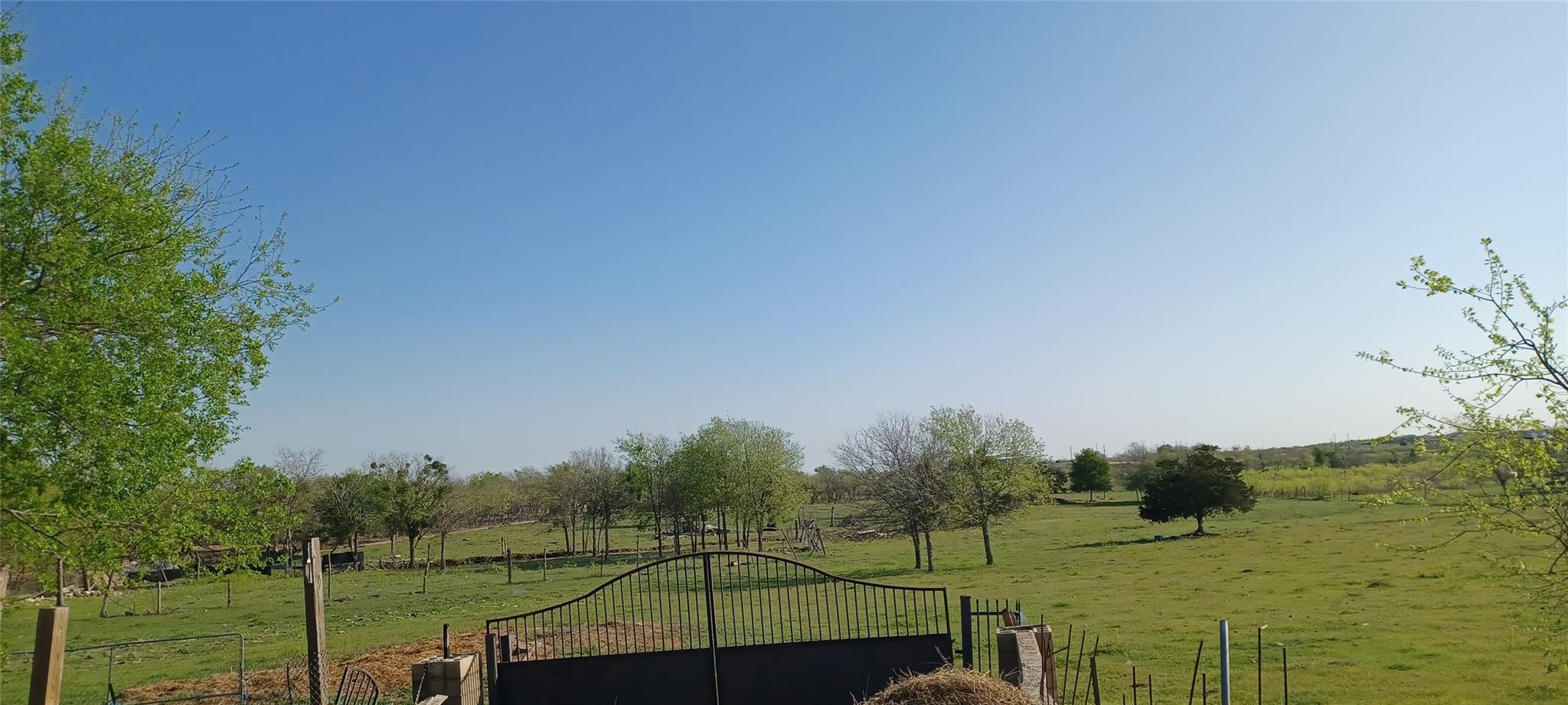 8424 Old Lockhart Rd, Buda, TX 78610