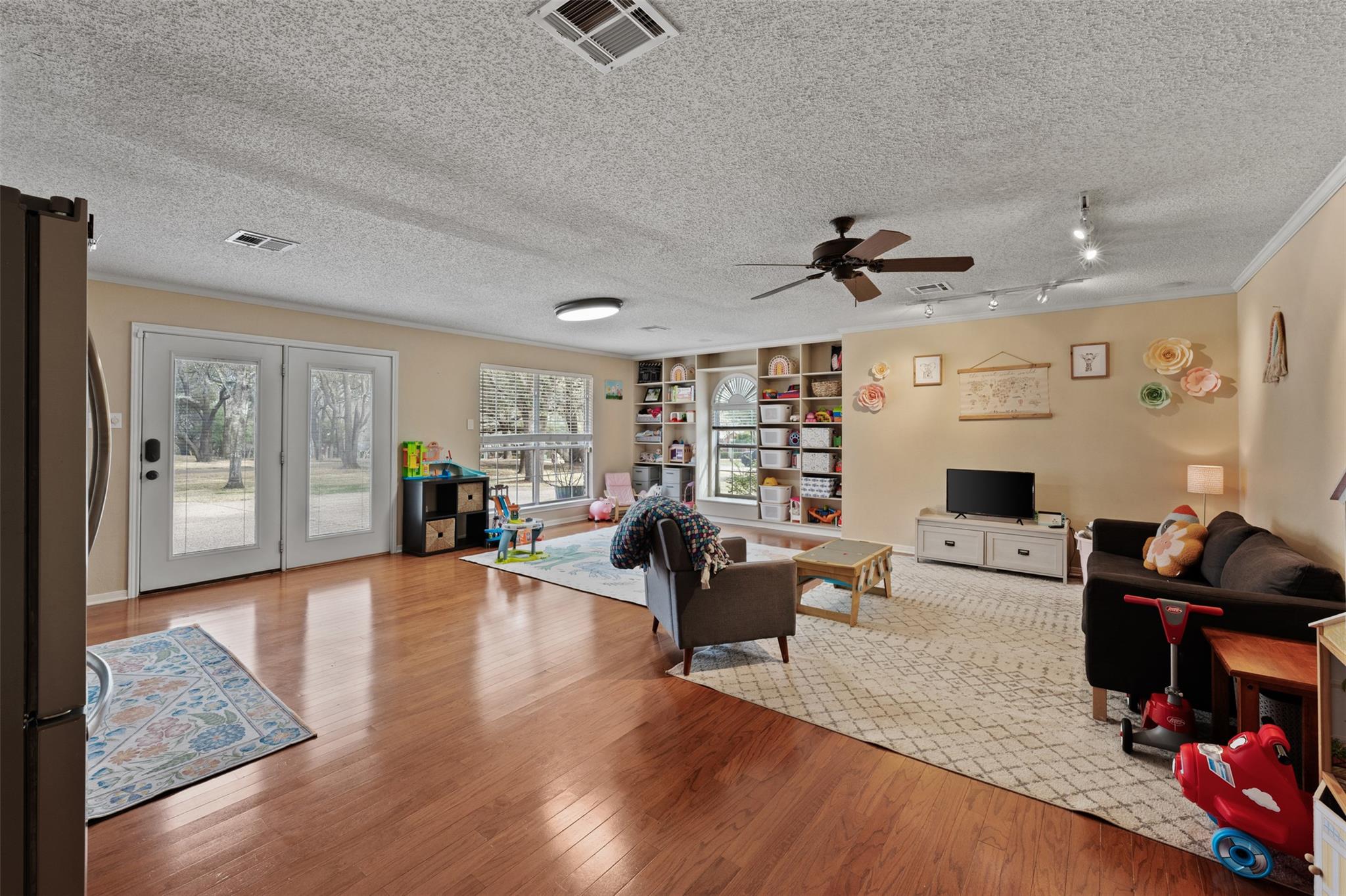 517 Riverwood Dr, Belton, TX 76513