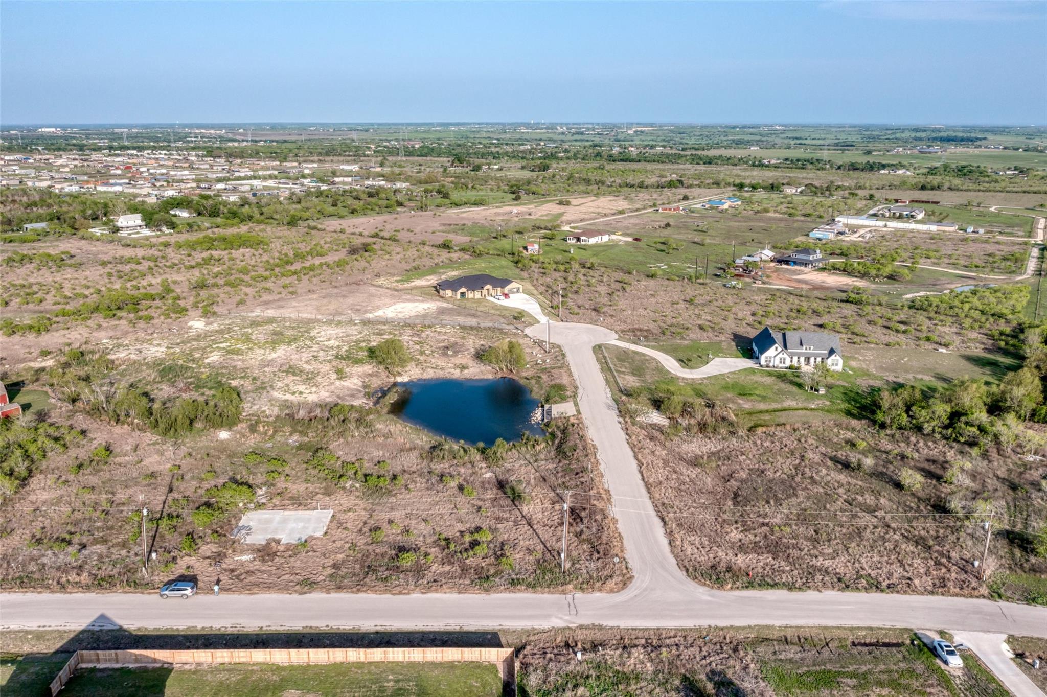 350 E Ridge Ln, Niederwald, TX 78640