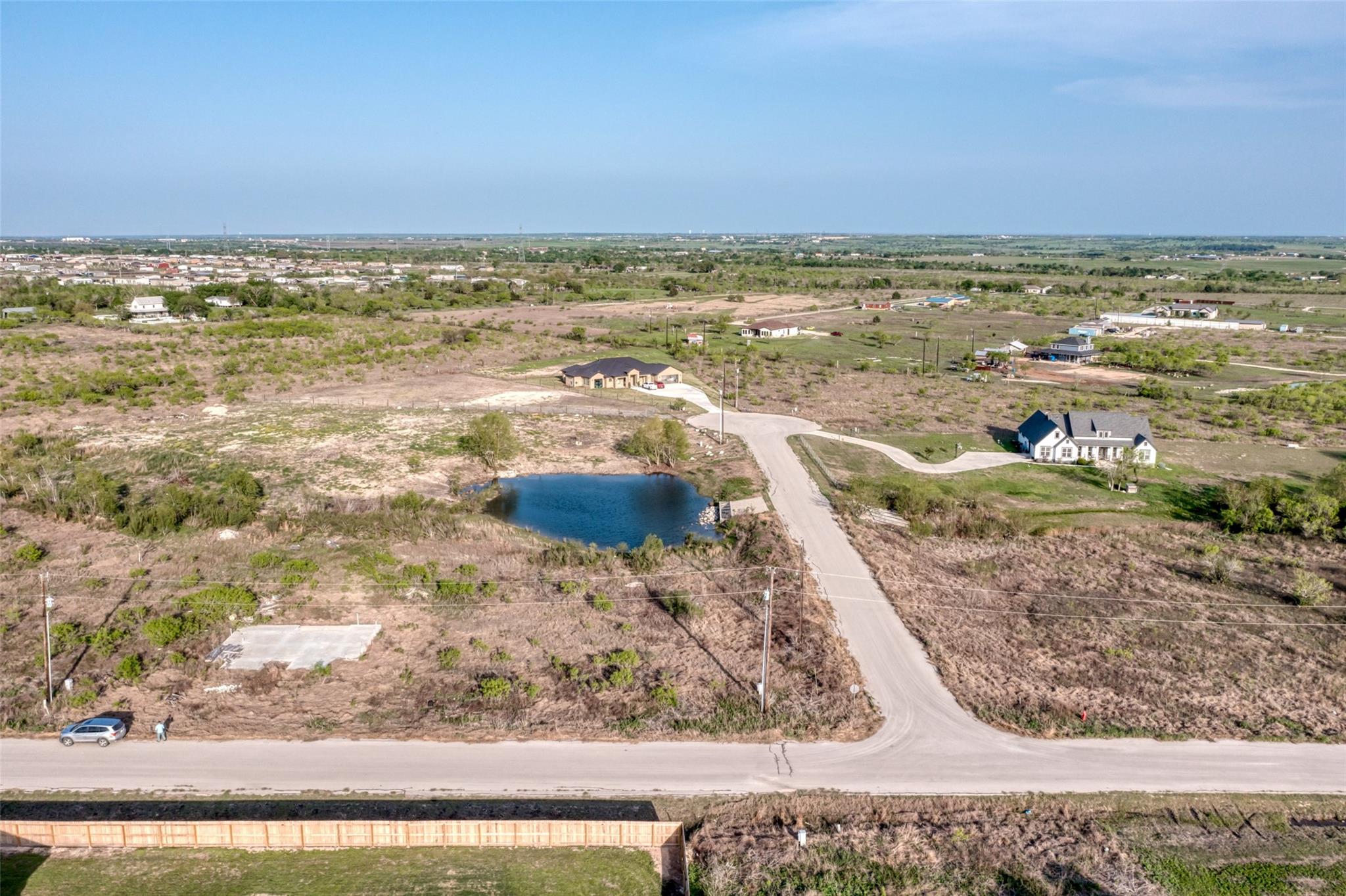 350 E Ridge Ln, Niederwald, TX 78640