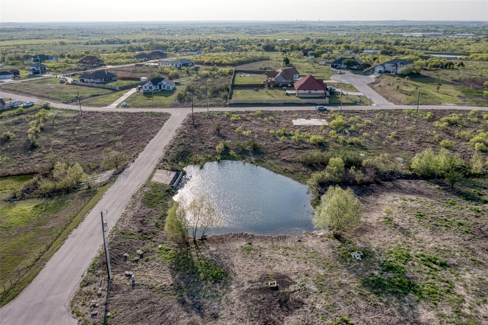 350 E Ridge Ln, Niederwald, TX 78640