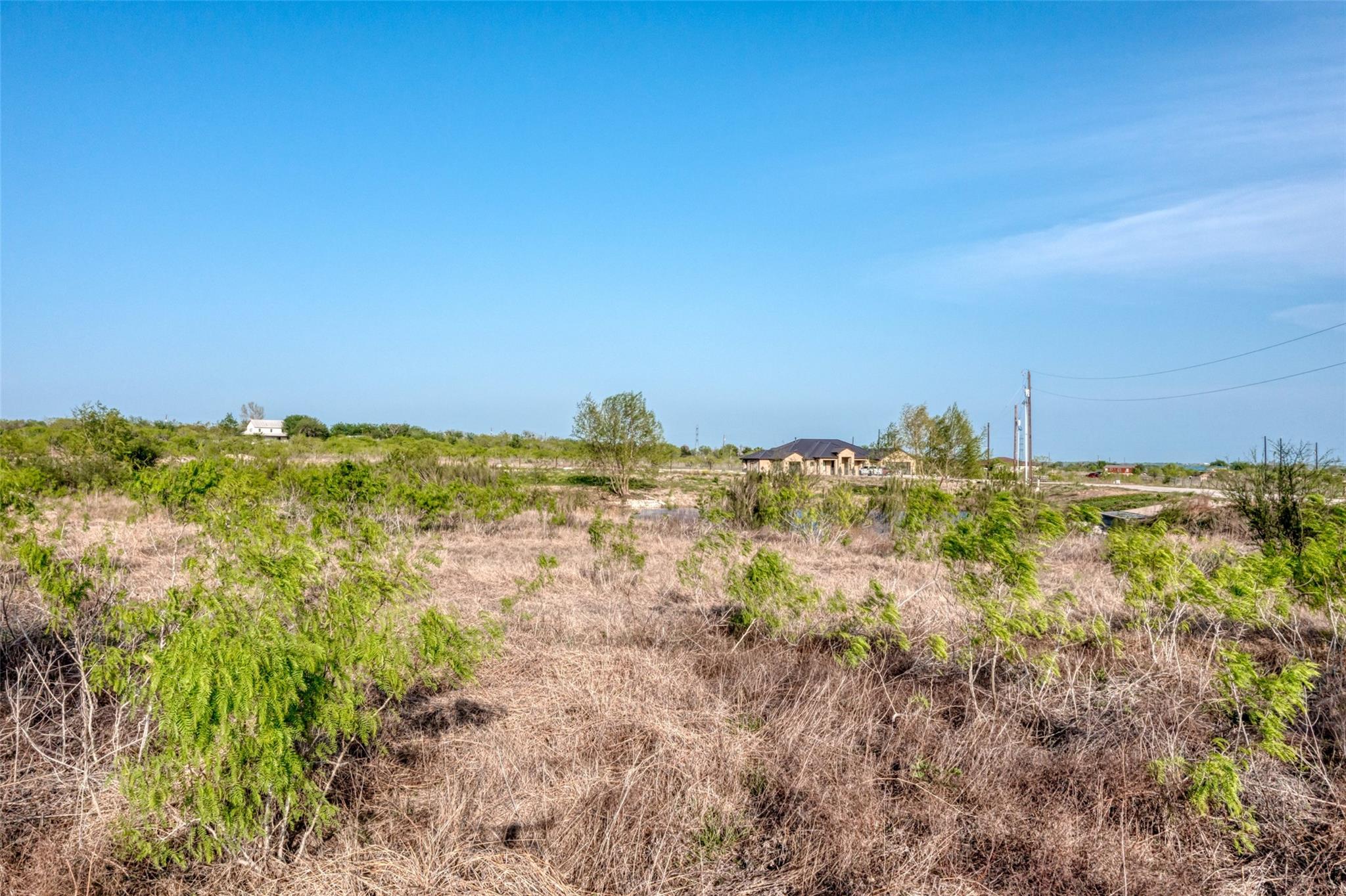 350 E Ridge Ln, Niederwald, TX 78640