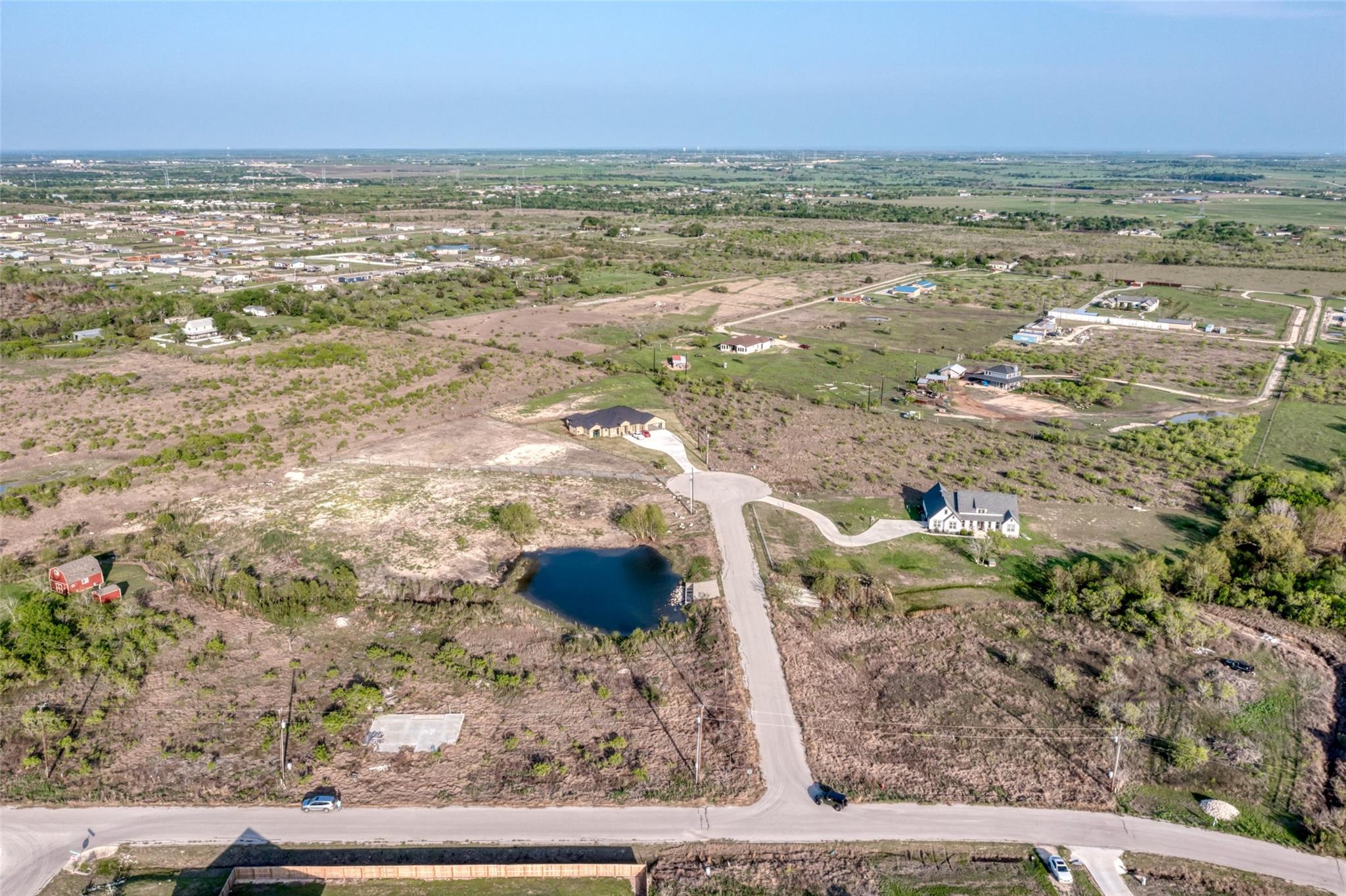 350 E Ridge Ln, Niederwald, TX 78640