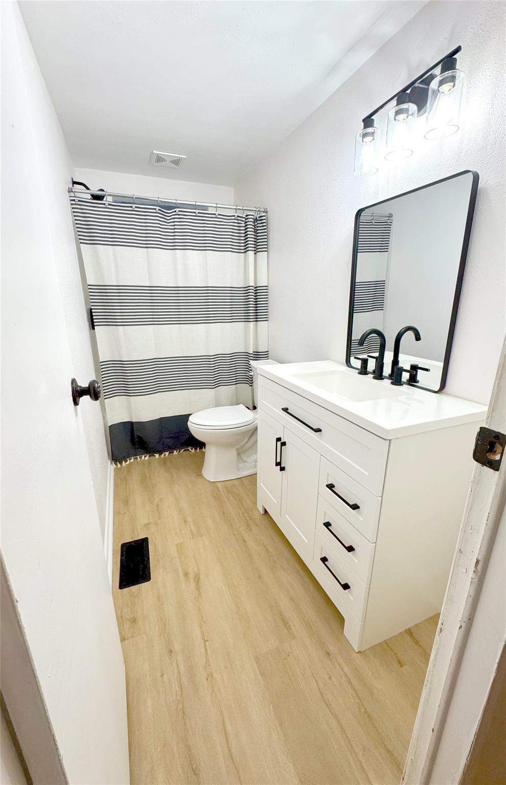 17311 Whippoorwill Trl, Lago Vista, TX 78645