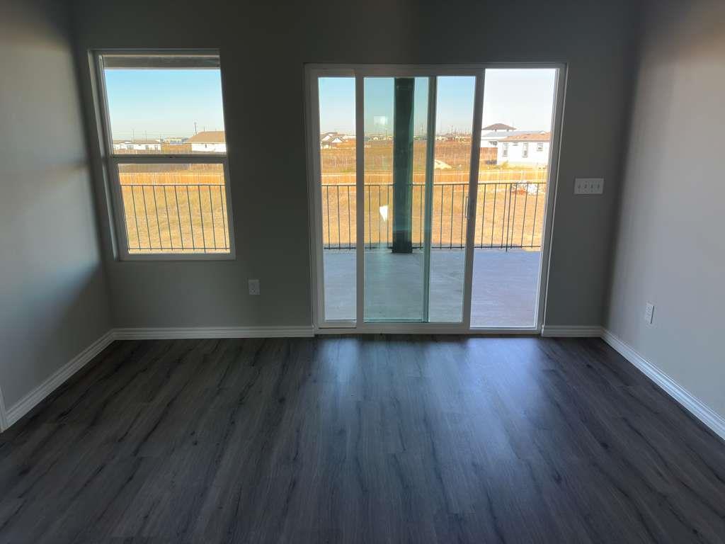 242 Bianca Cir, Del Valle, TX 78617