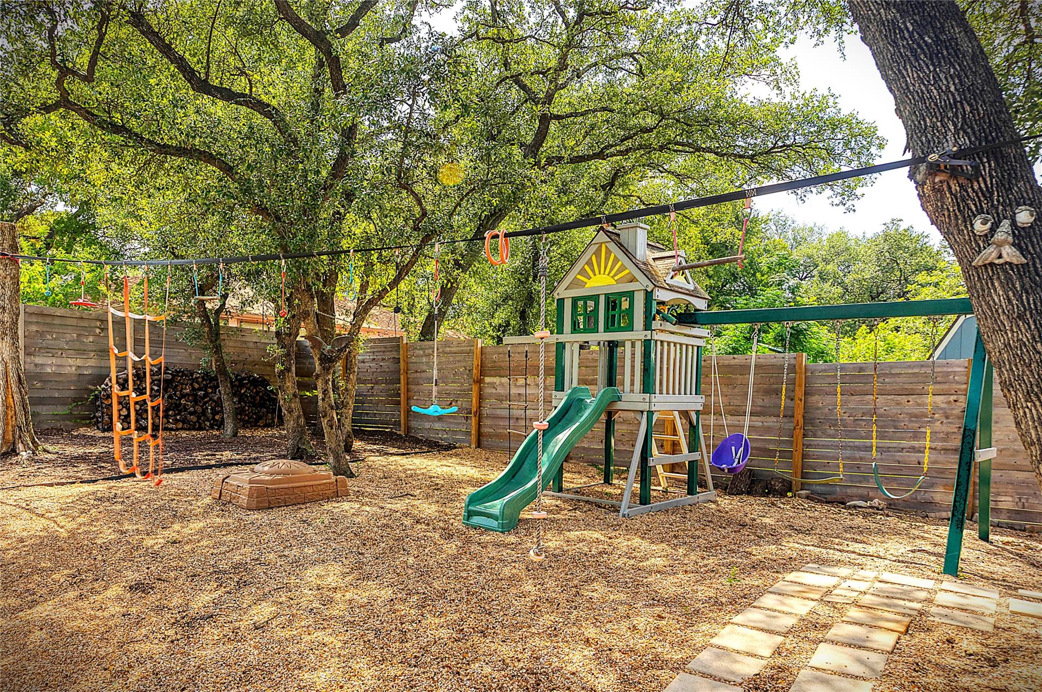 12300 CASSADY Dr, Austin, TX 78727