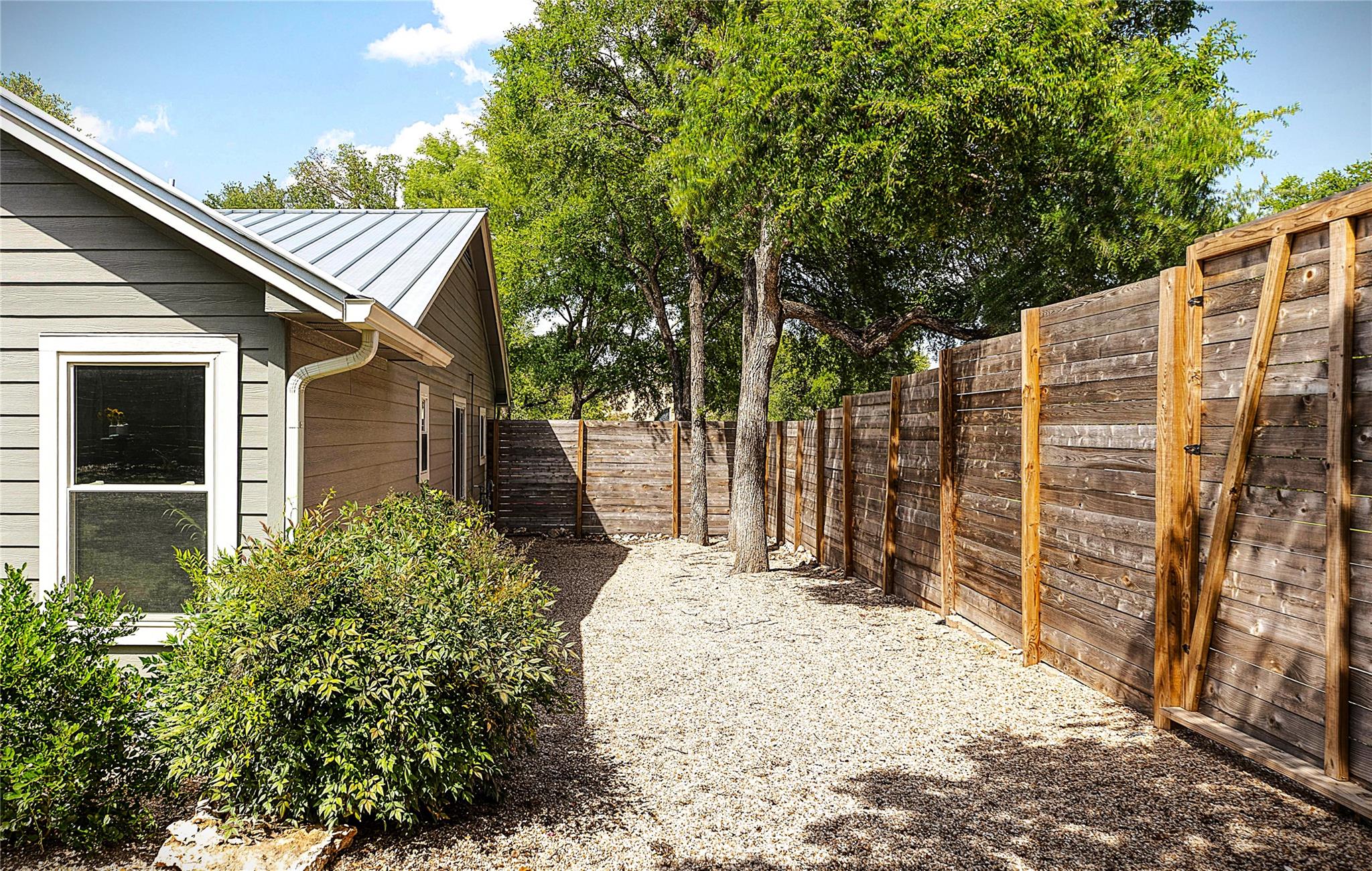 12300 CASSADY Dr, Austin, TX 78727