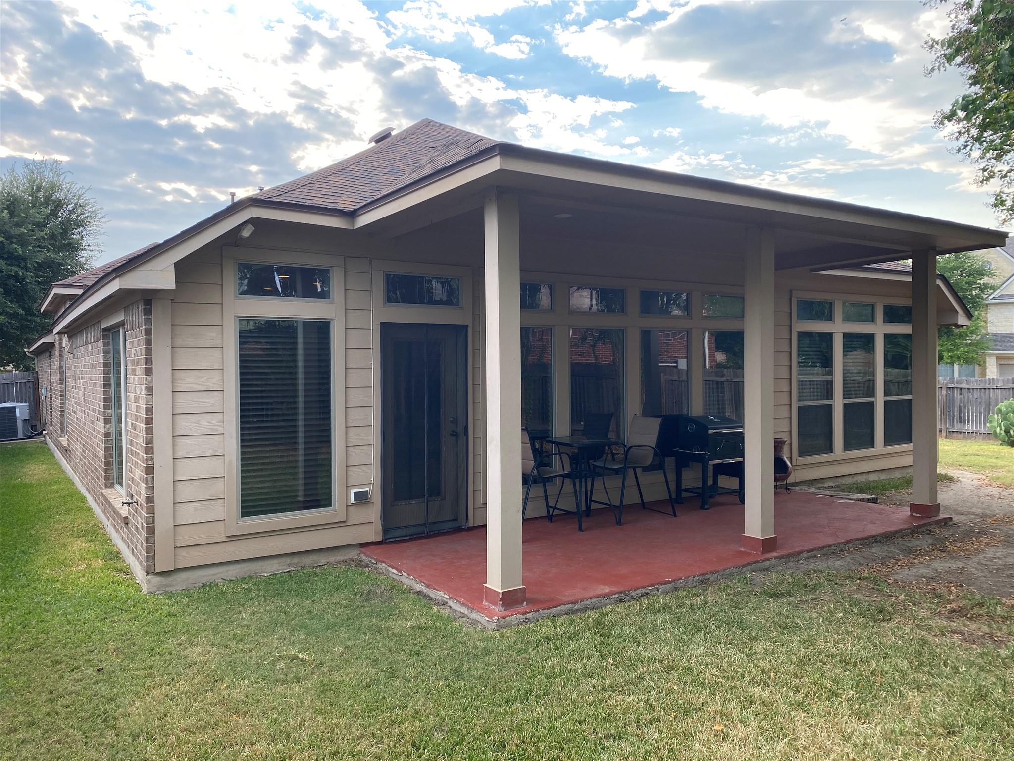 20937 Prestwick Dr, Hutto, TX 78634