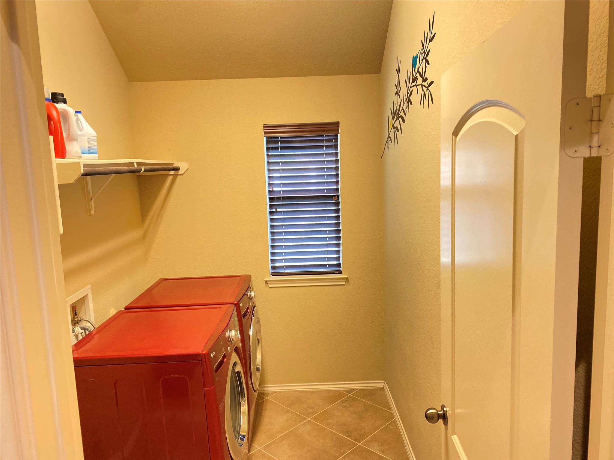 20937 Prestwick Dr, Hutto, TX 78634