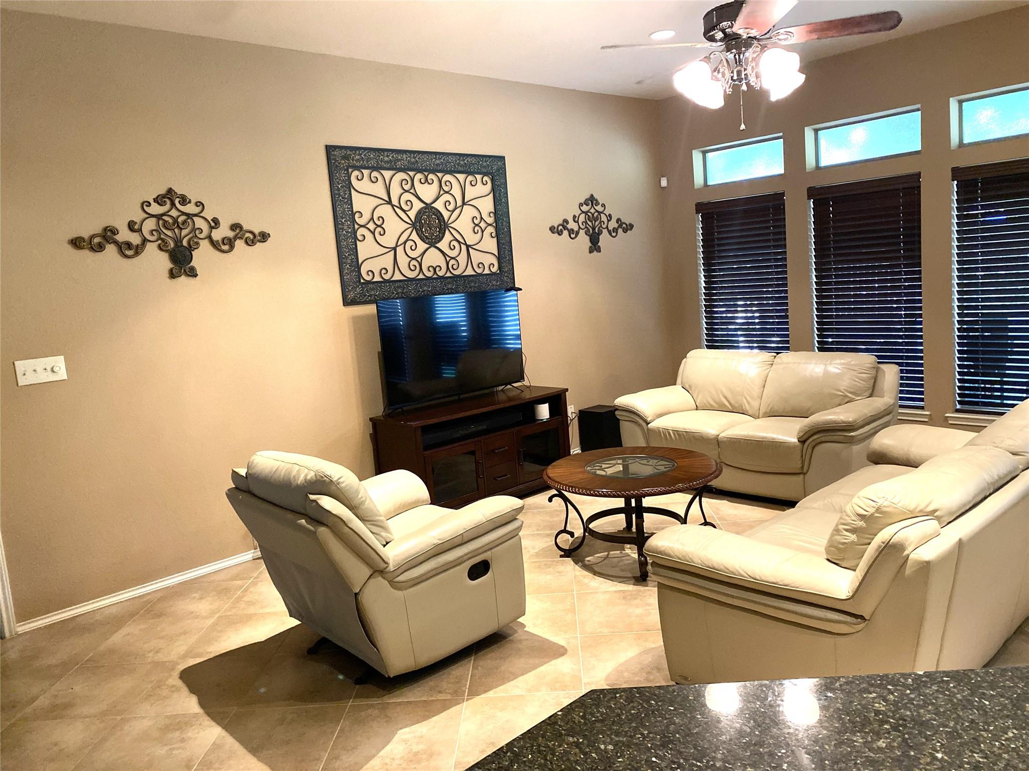 20937 Prestwick Dr, Hutto, TX 78634