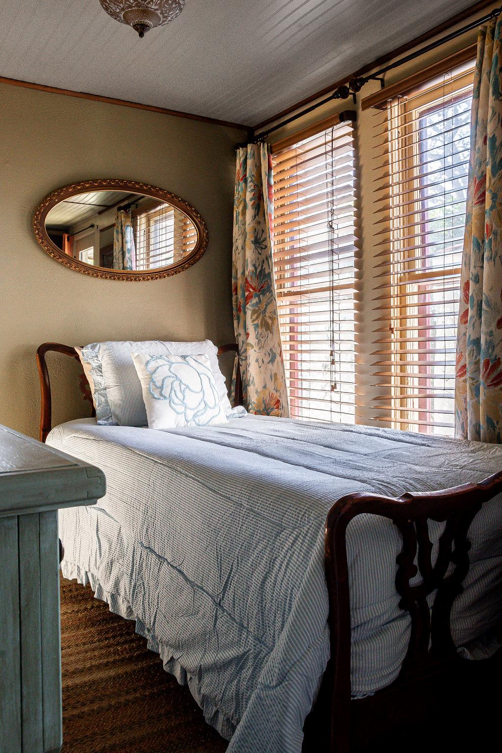 303 W Austin St, Fredericksburg, TX 78624