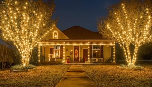 303 W Austin St, Fredericksburg, TX 78624