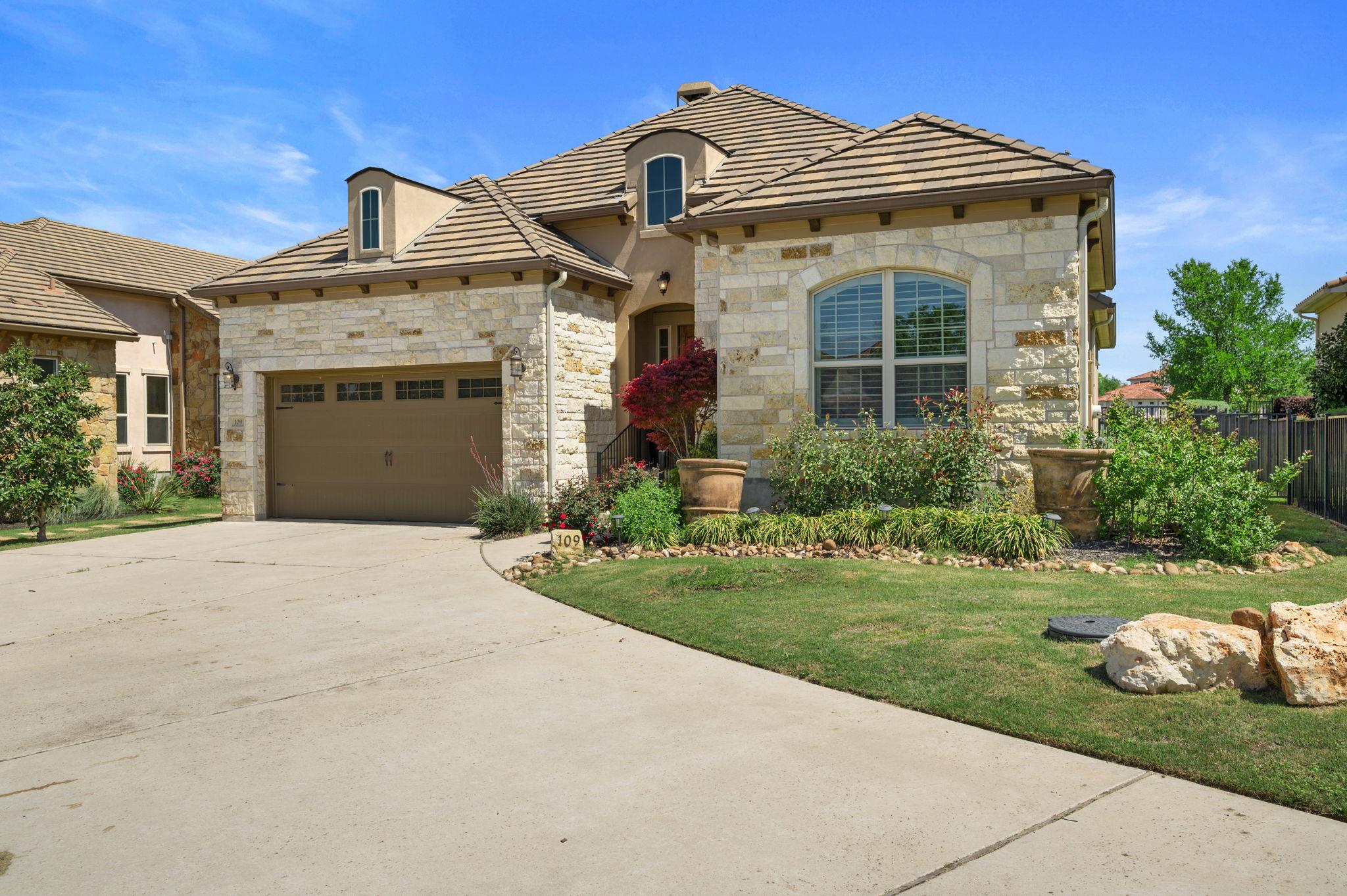 109 Grand Oaks Ln, Georgetown, TX 78628