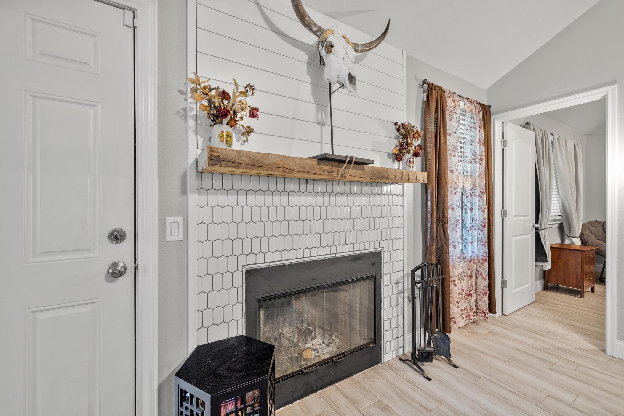 711 Red River Ln, Leander, TX 78641