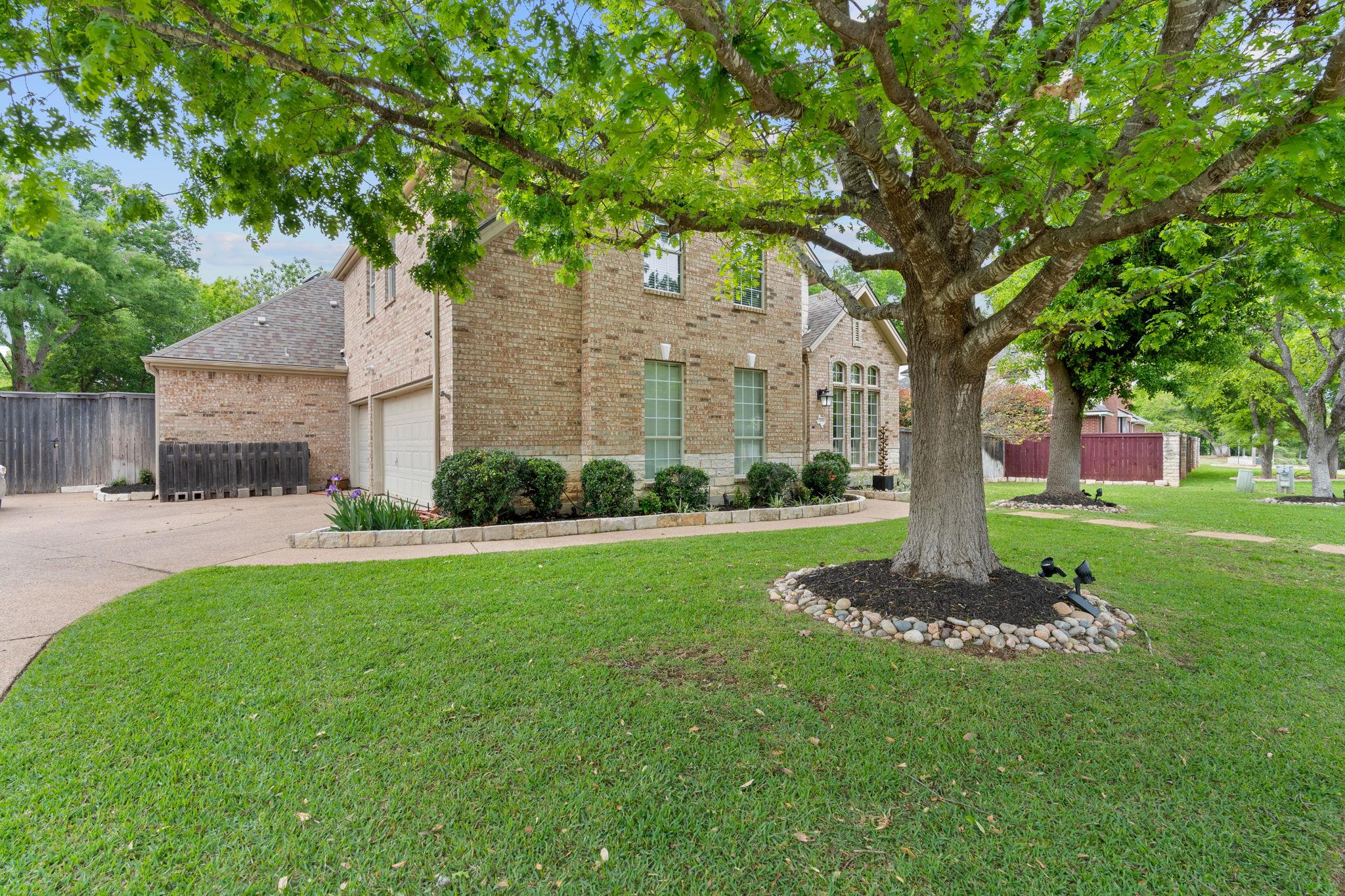 206 Champions Dr, Georgetown, TX 78628