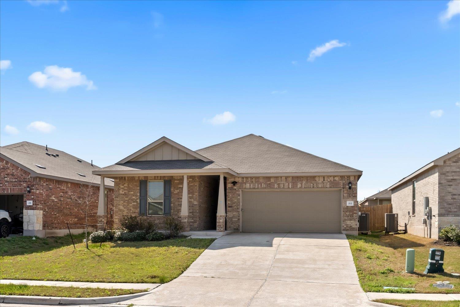 212 Gunther Way, Taylor, TX 76574