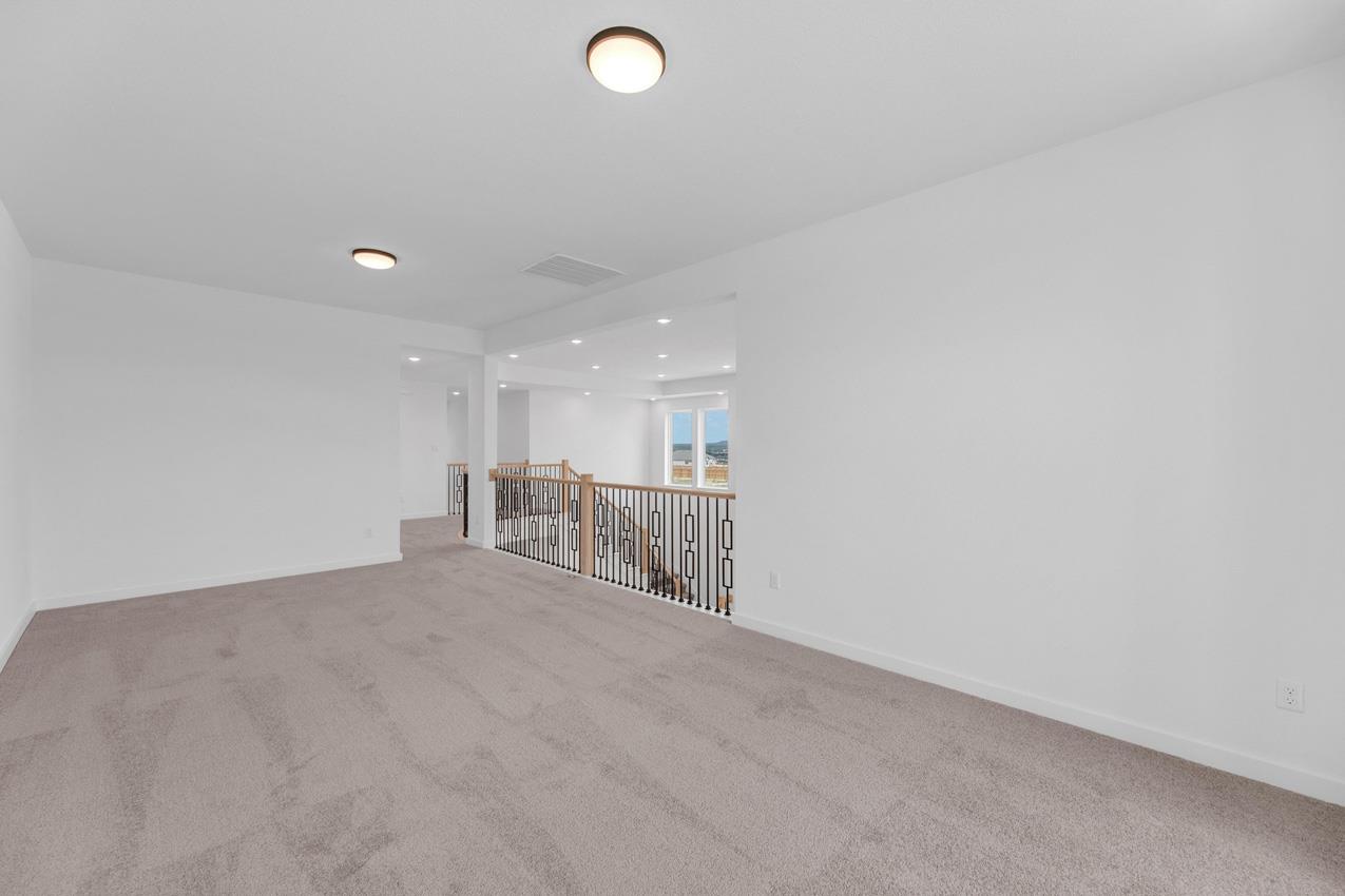 716 South Hemingway Loop, Liberty Hill, TX 78642