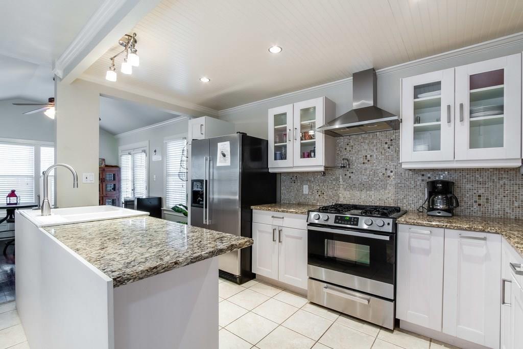 2404 Thornton Rd, Austin, TX 78704