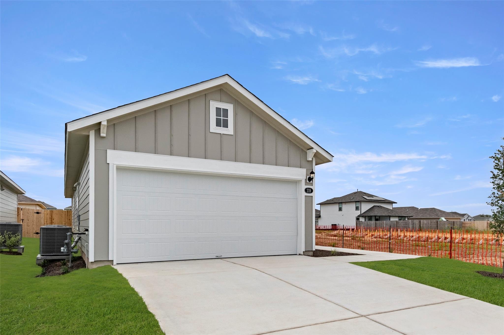 219 Estallo Way, Maxwell, TX 78656