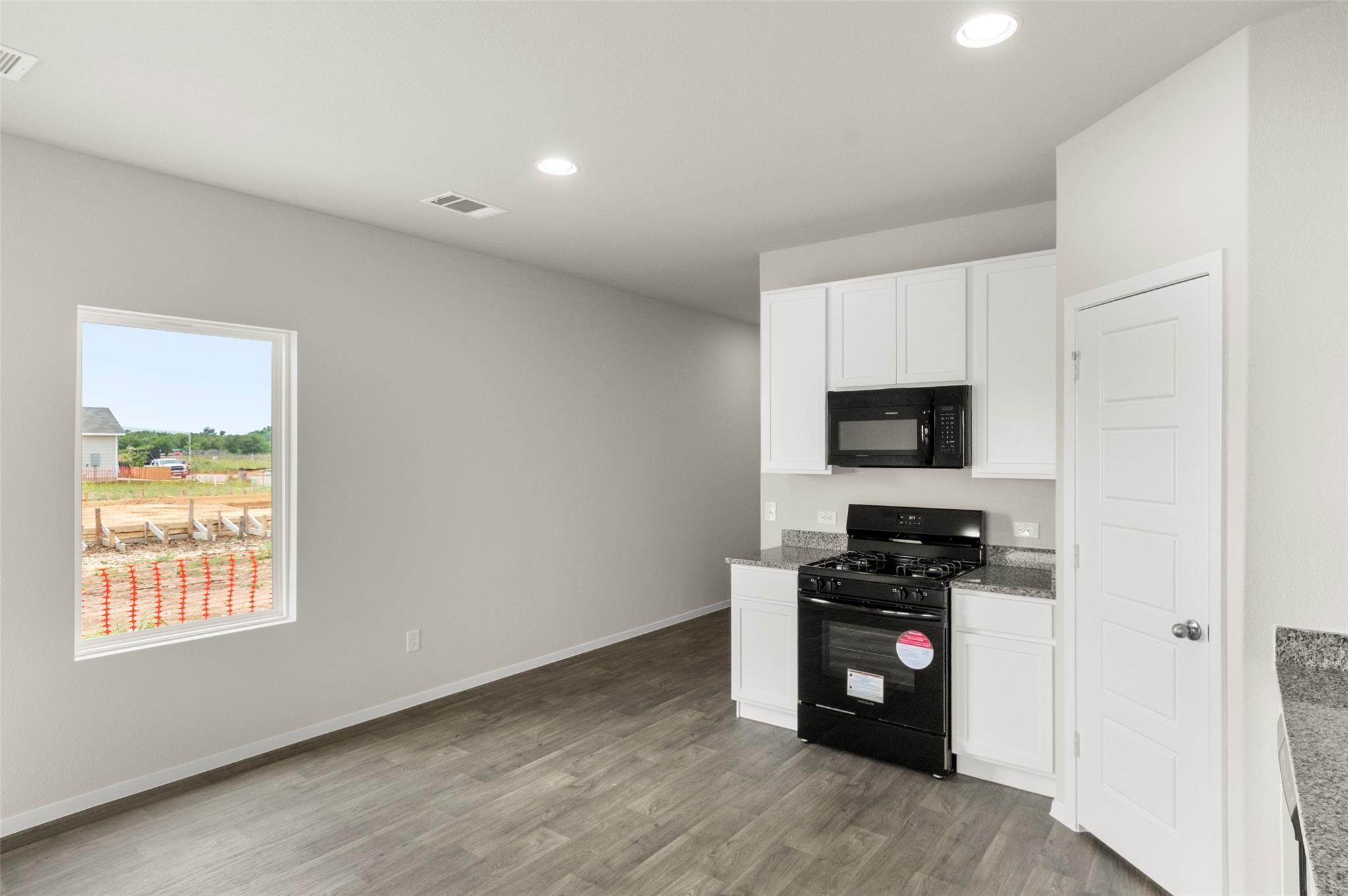 219 Estallo Way, Maxwell, TX 78656